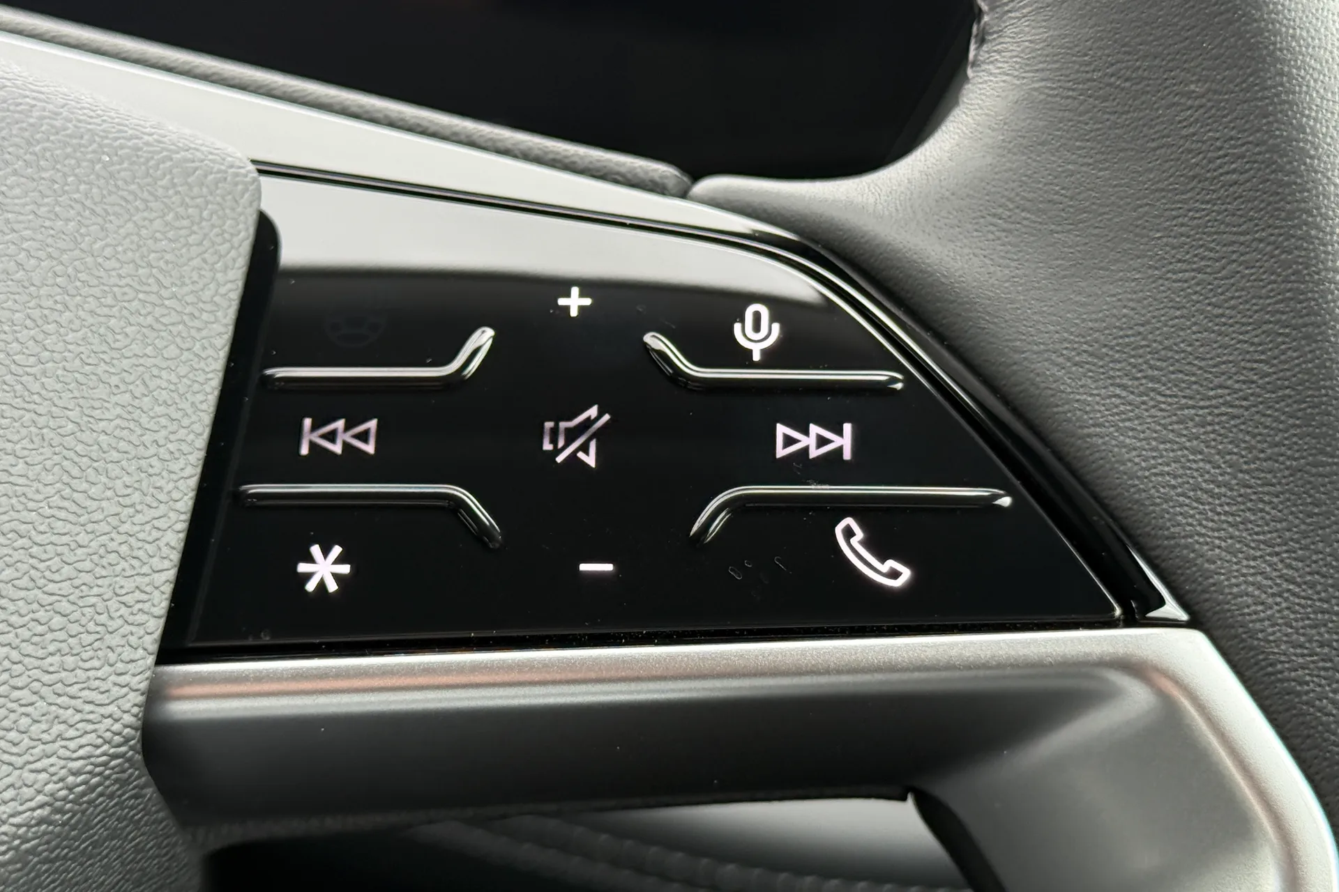 Audi A6 thumbnail image number 22