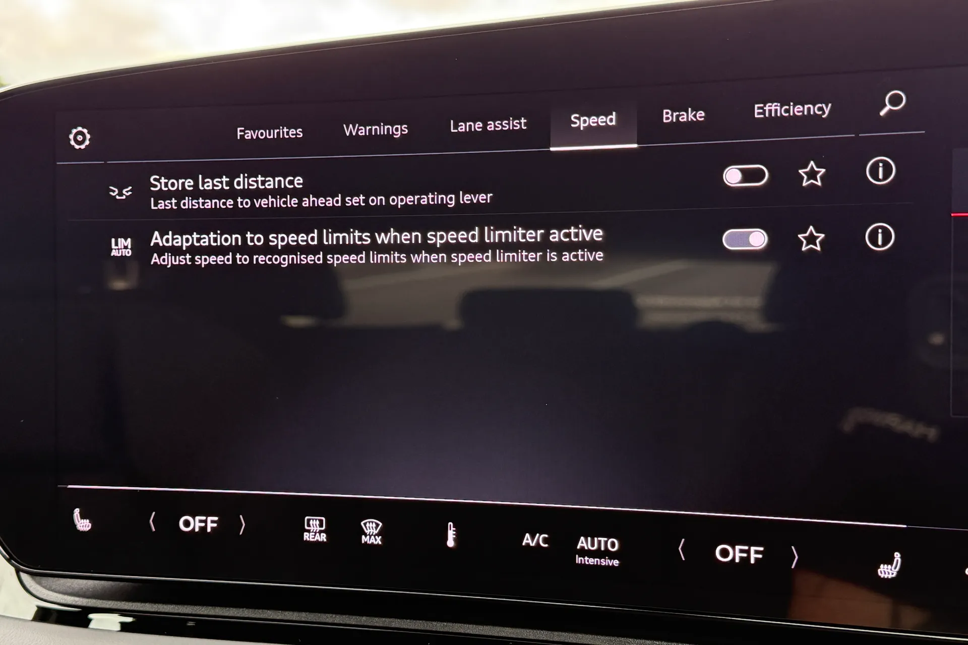 Audi A6 thumbnail image number 12