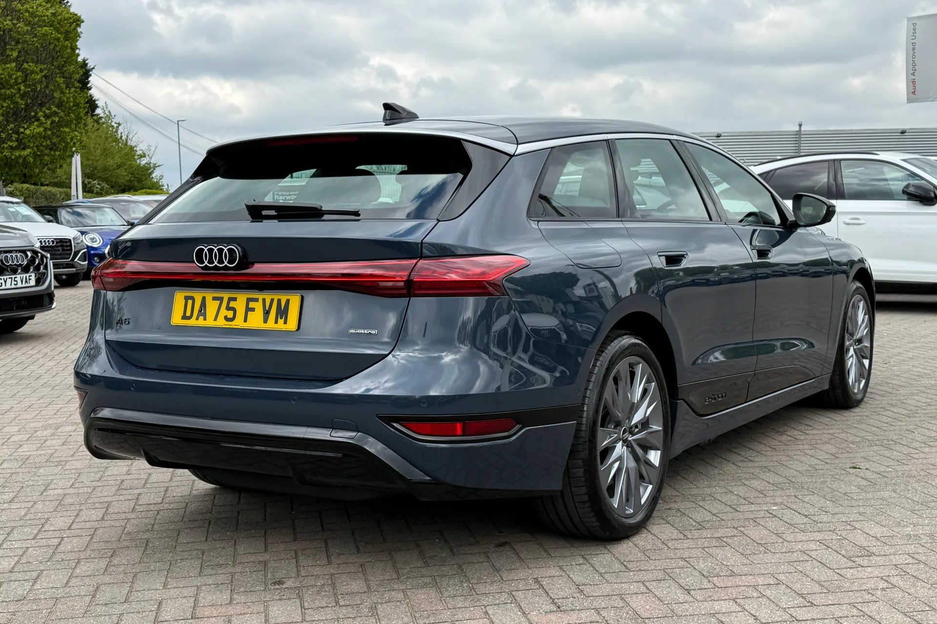 Audi A6 thumbnail image number 32