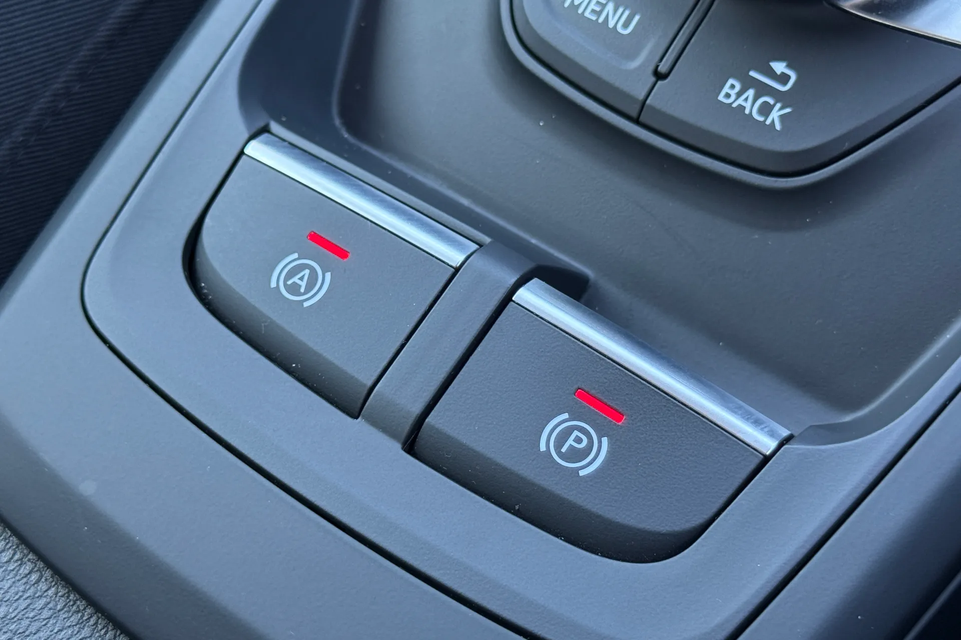 Audi Q2 thumbnail image number 38