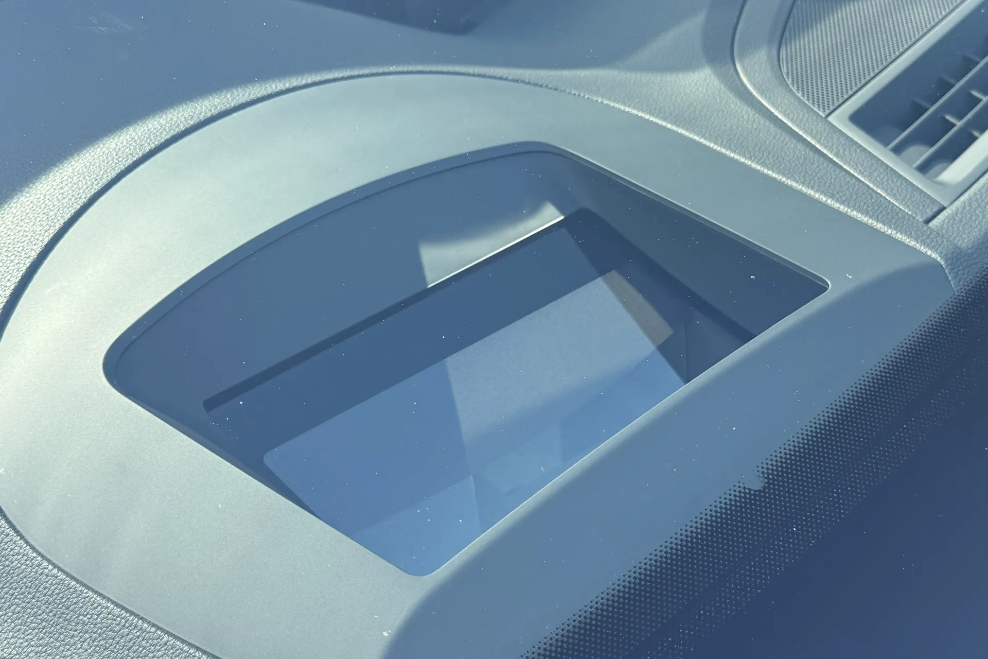 Audi RS4 thumbnail image number 8