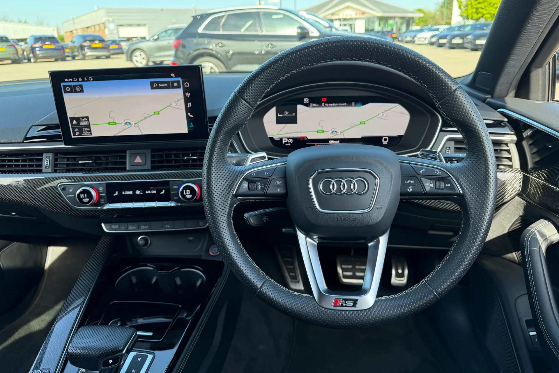 Audi RS4 thumbnail image number 6