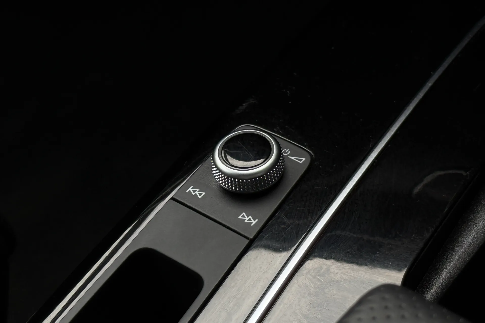 Audi Q5 thumbnail image number 25