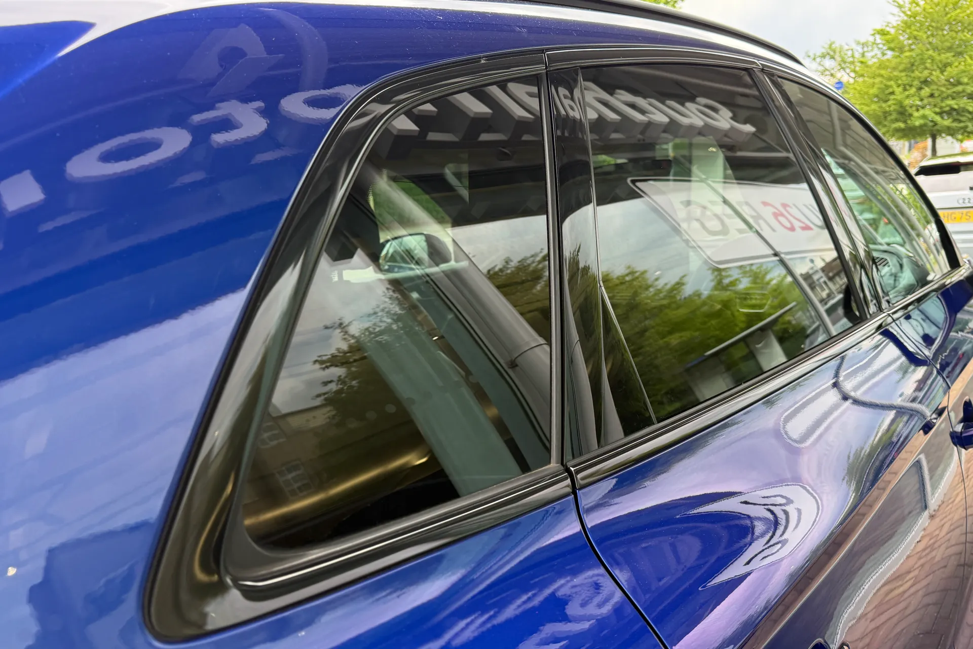 Audi Q5 thumbnail image number 37