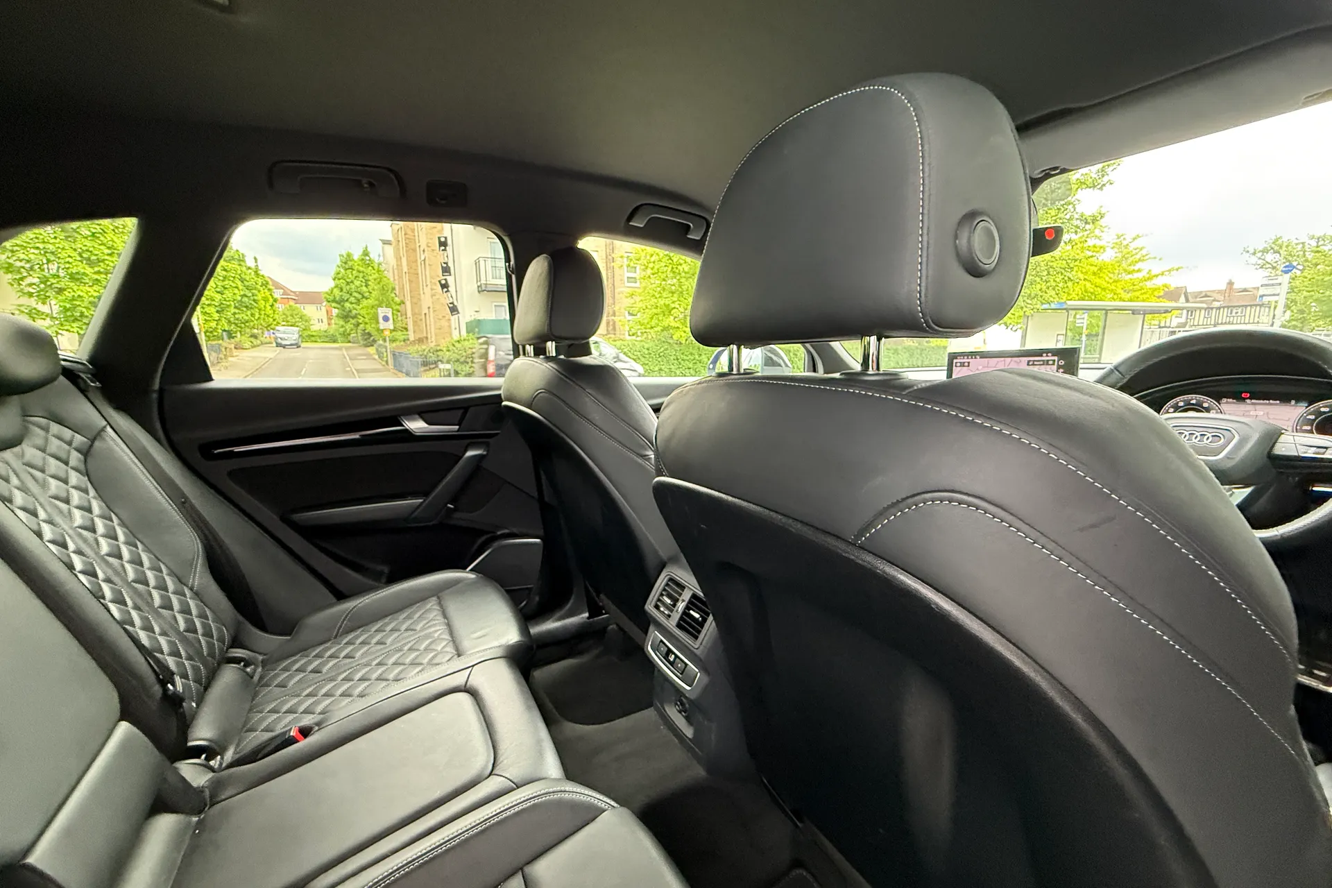 Audi Q5 thumbnail image number 40