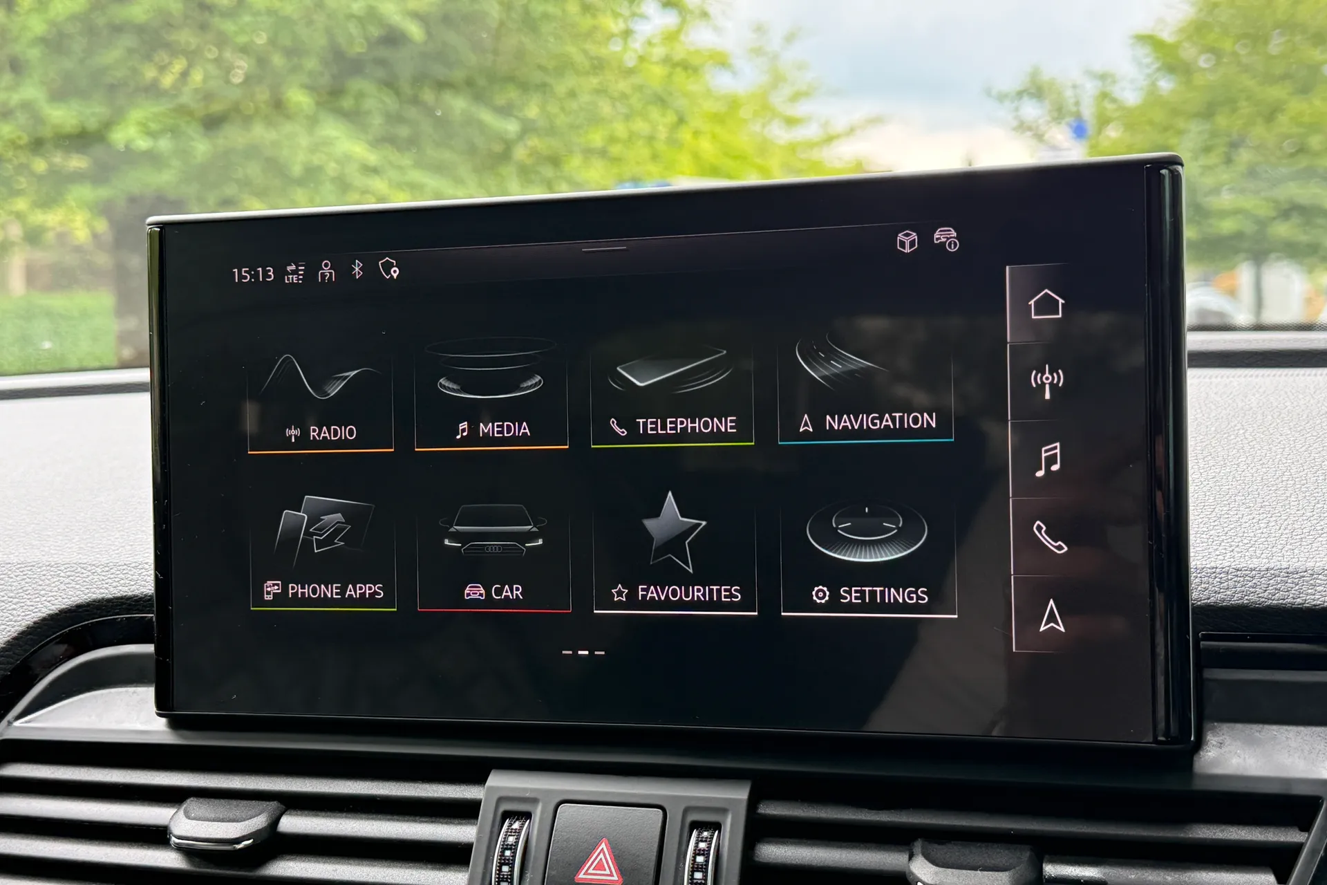 Audi Q5 thumbnail image number 21