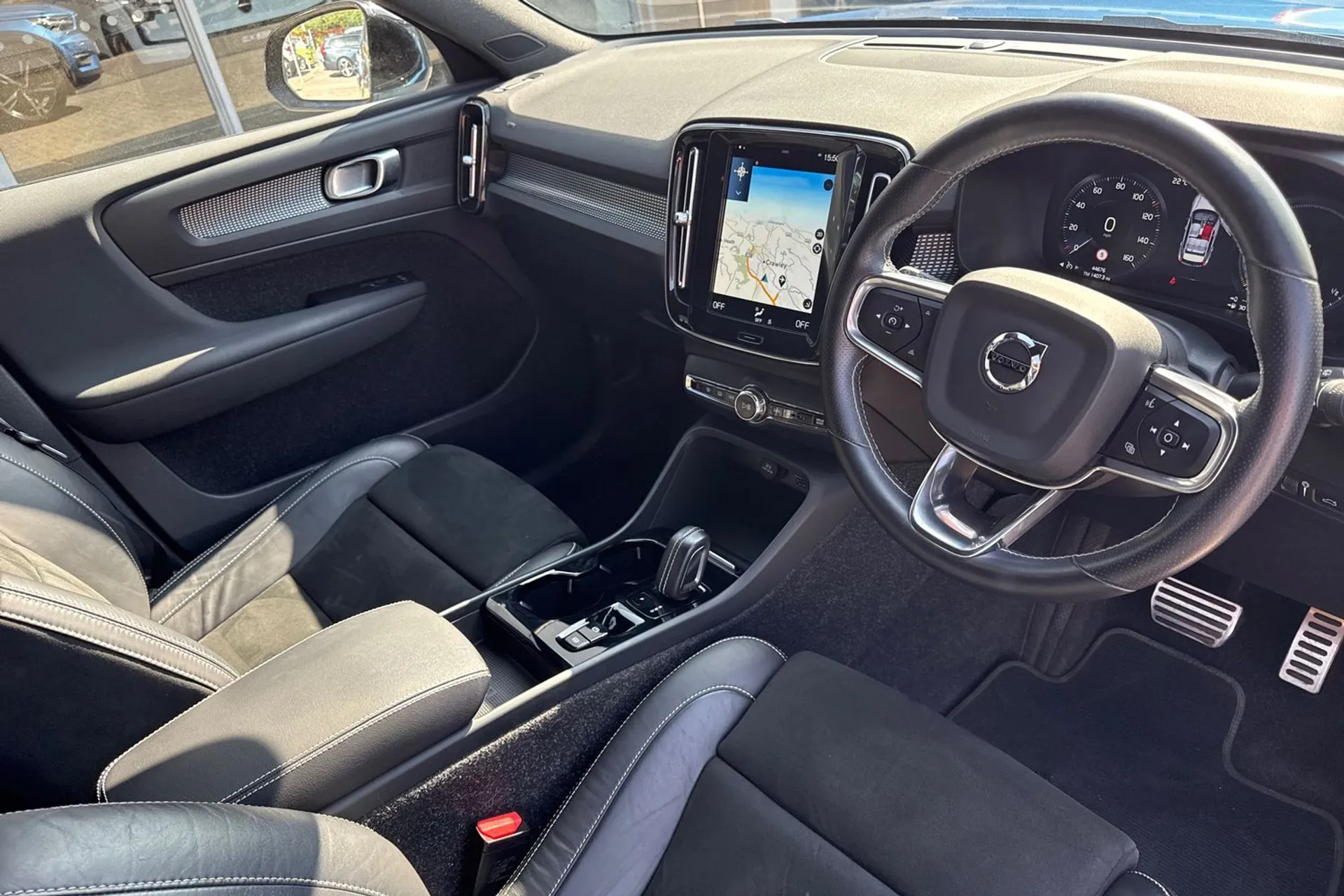 Volvo XC40 thumbnail image number 5