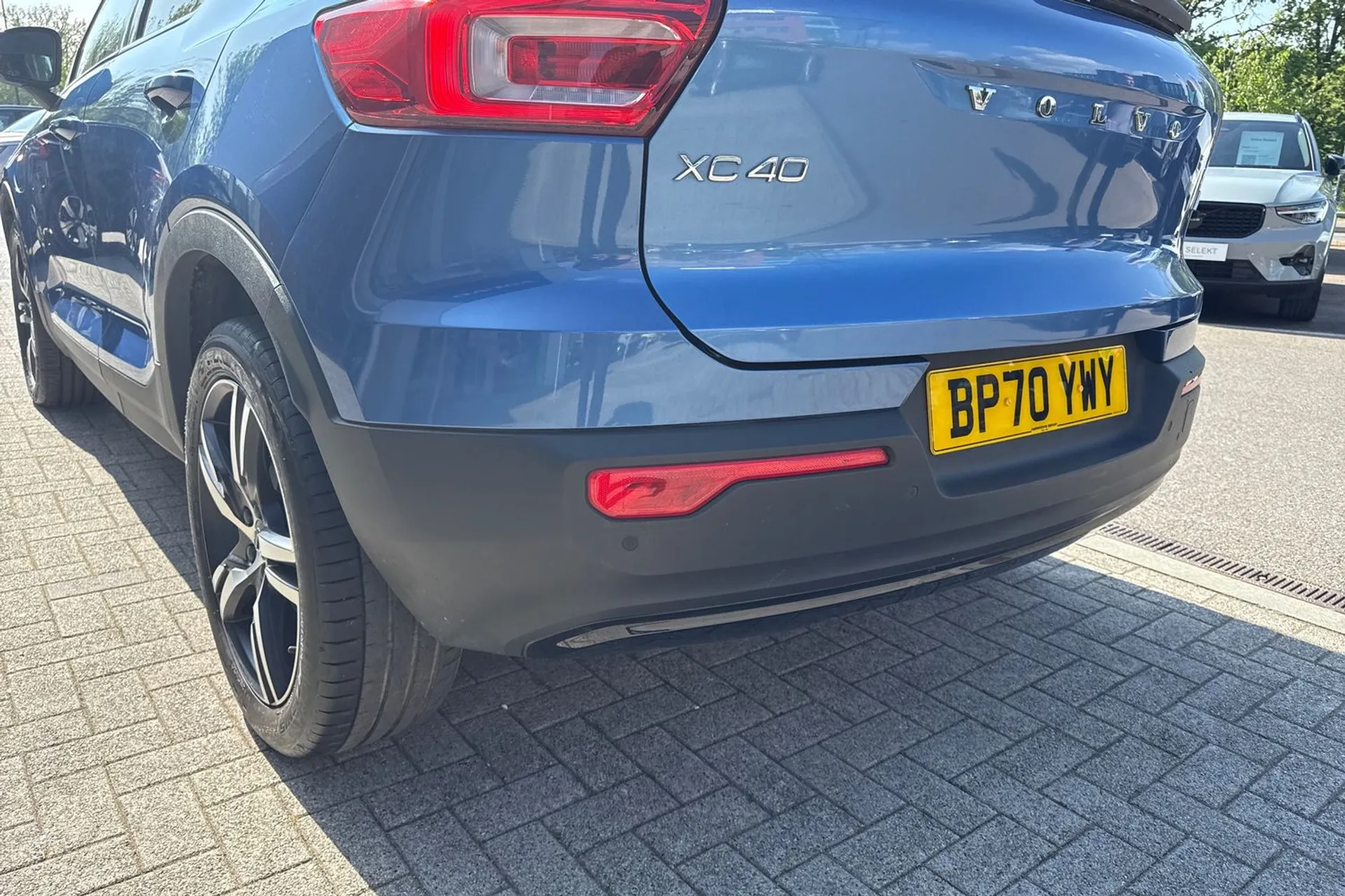 Volvo XC40 thumbnail image number 17