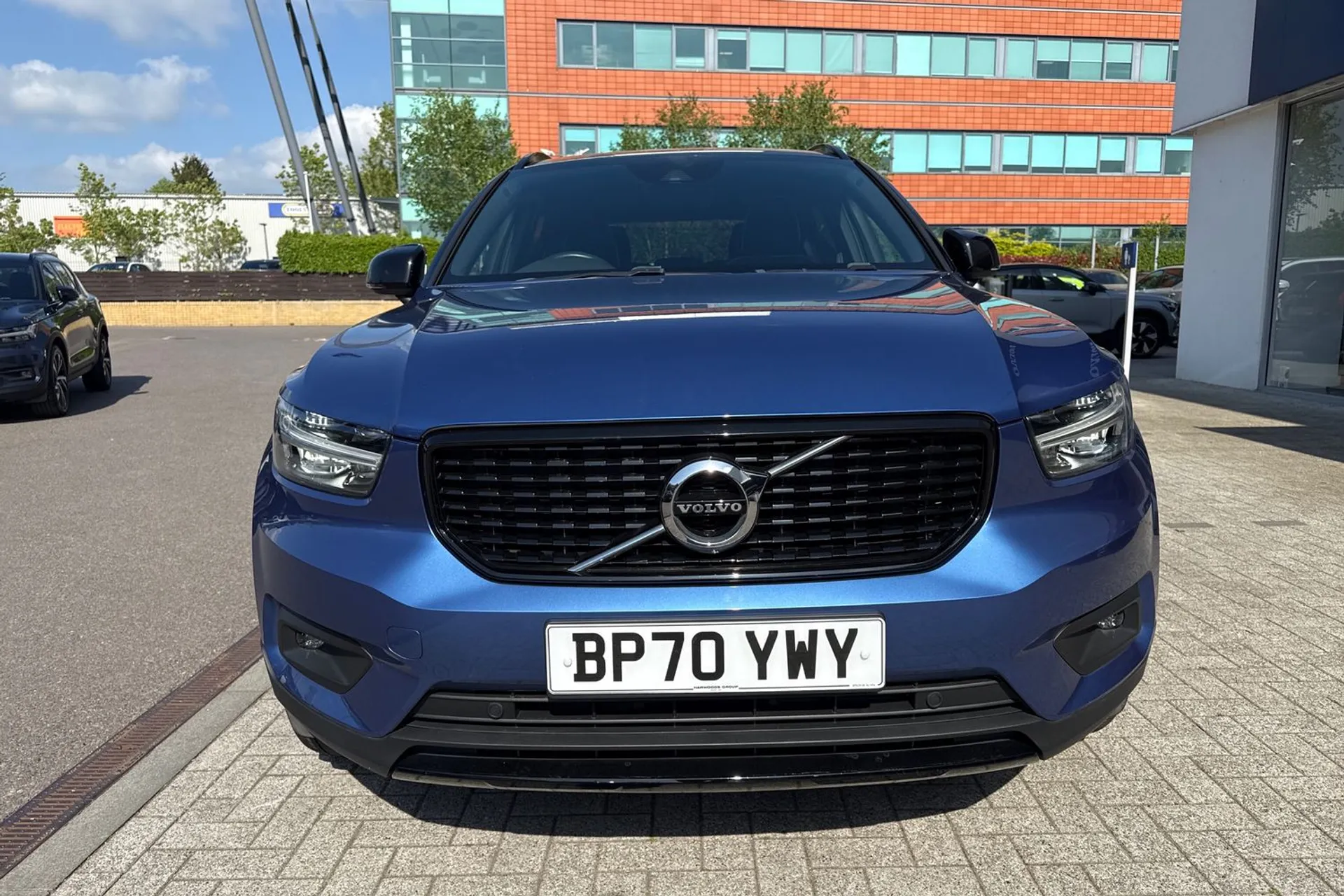 Volvo XC40 thumbnail image number 12