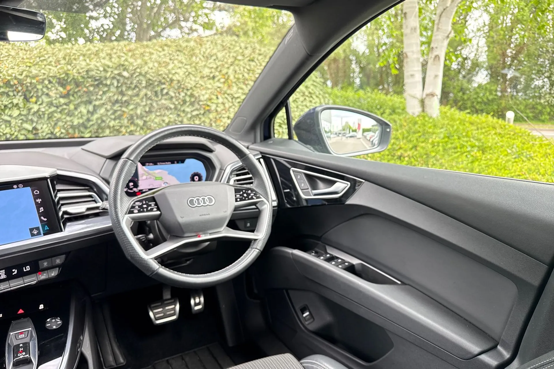 Audi Q4 thumbnail image number 45