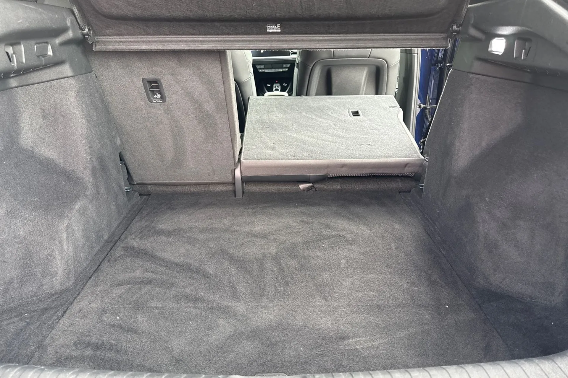 Audi Q4 thumbnail image number 35