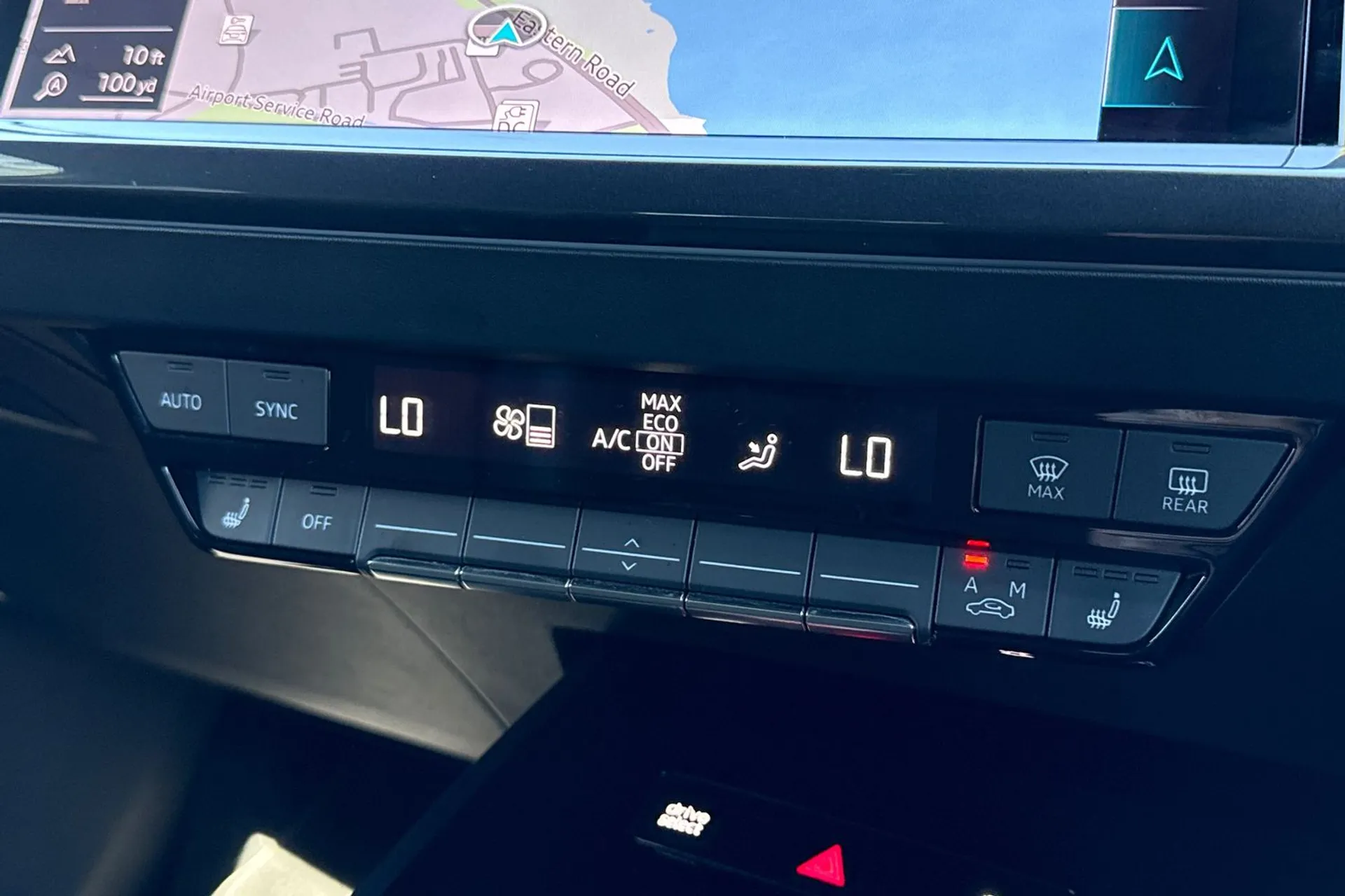 Audi Q4 thumbnail image number 14