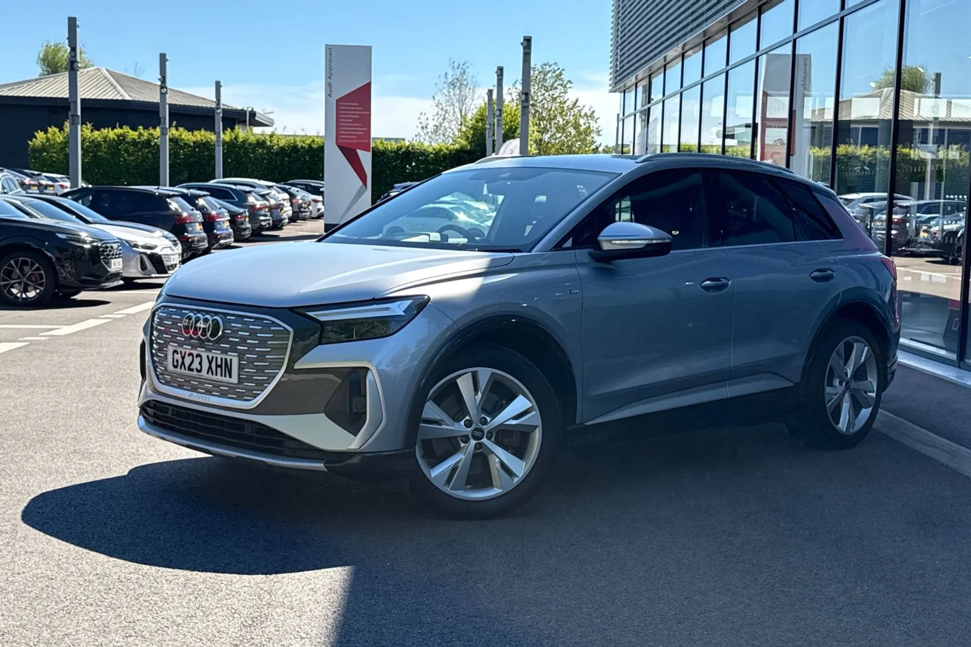 Audi Q4 thumbnail image number 7