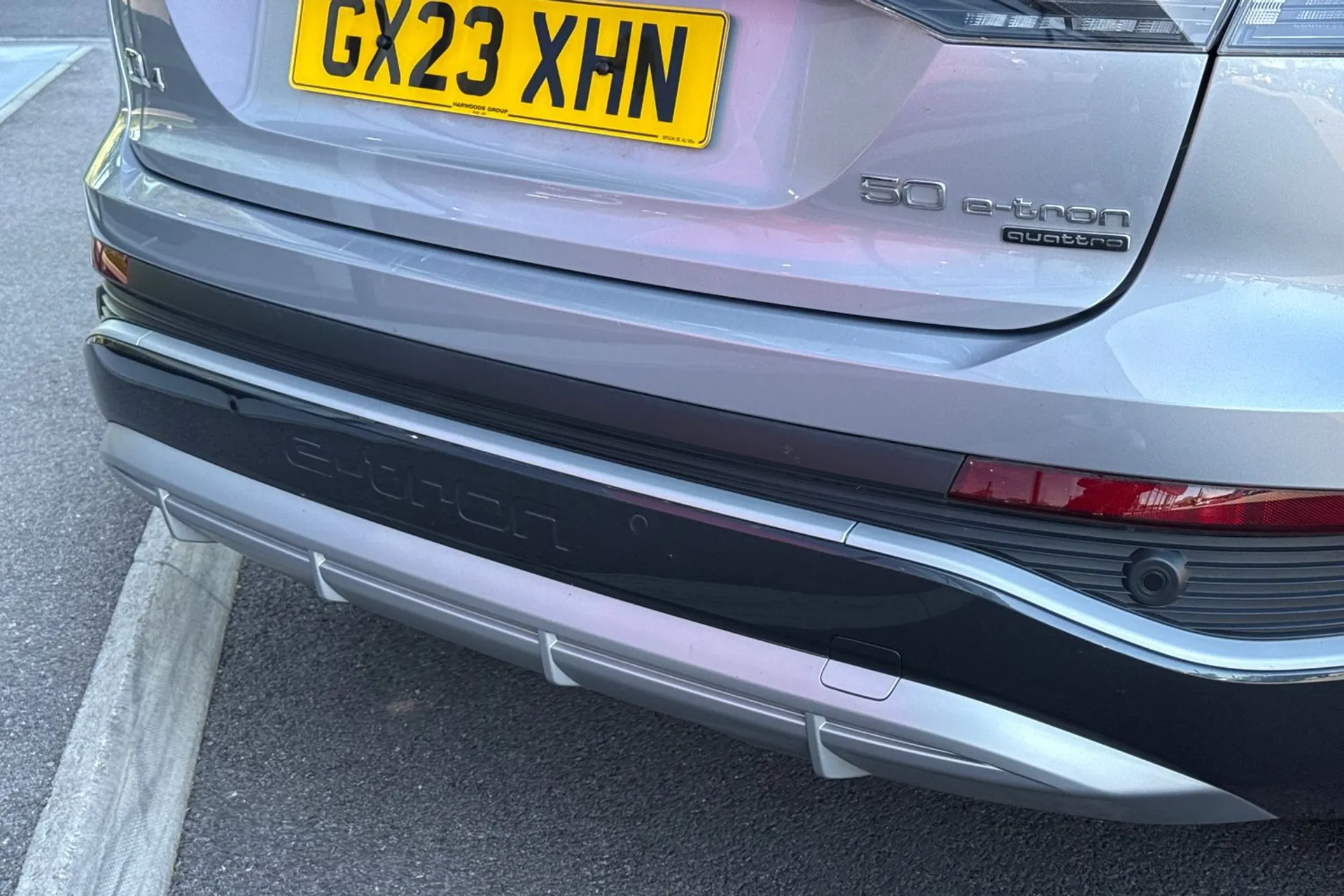 Audi Q4 thumbnail image number 35