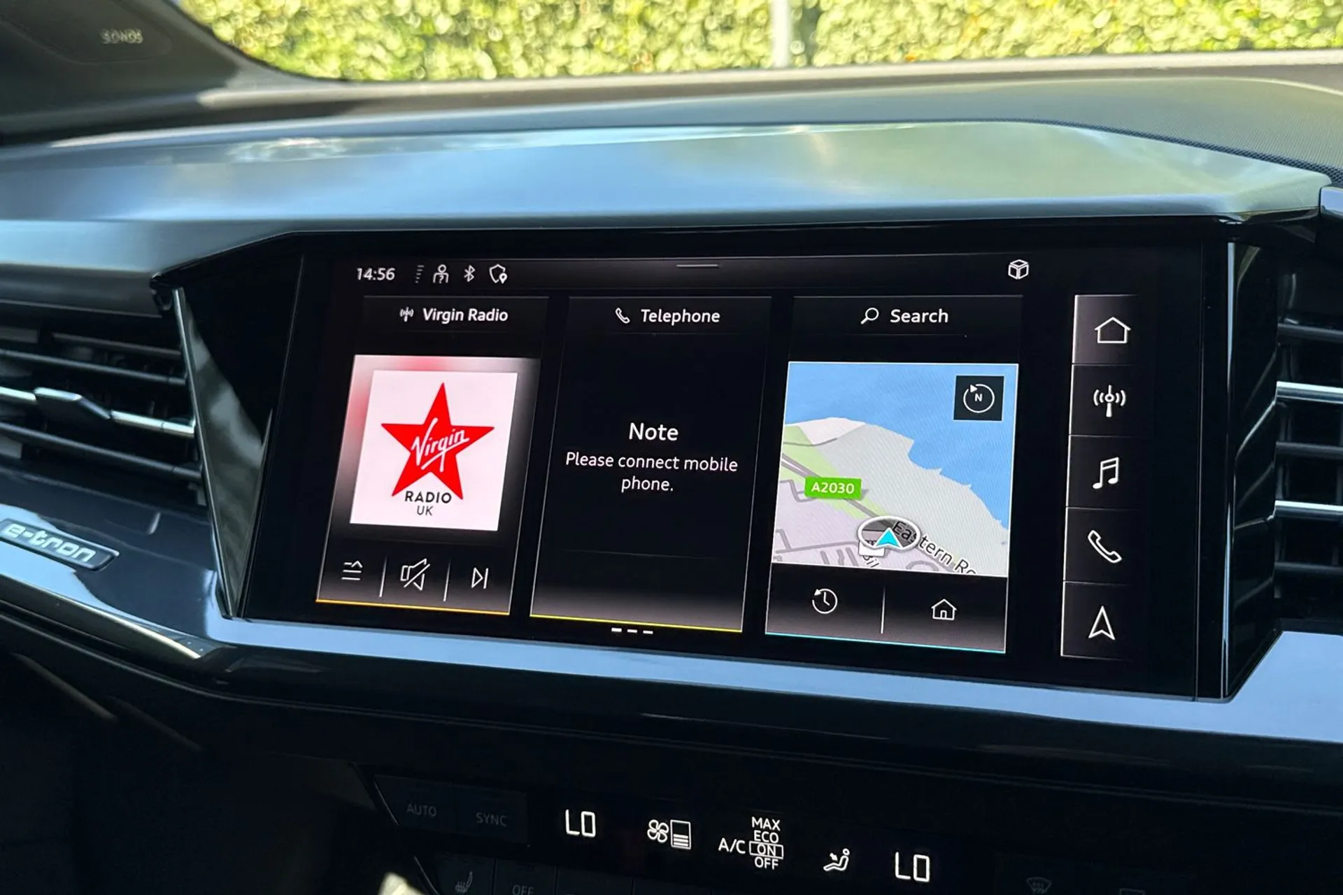 Audi Q4 thumbnail image number 30