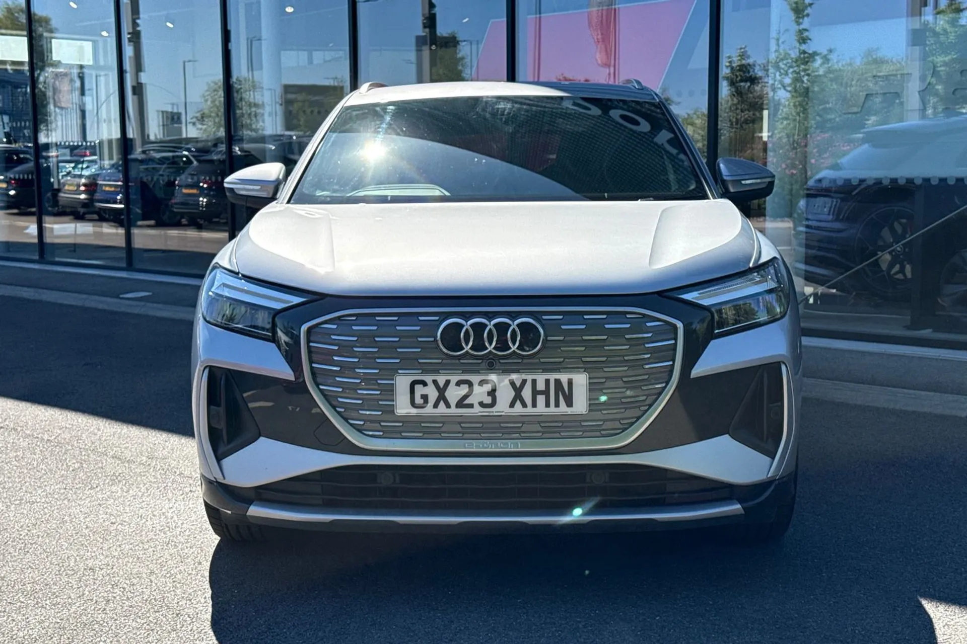 Audi Q4 thumbnail image number 15