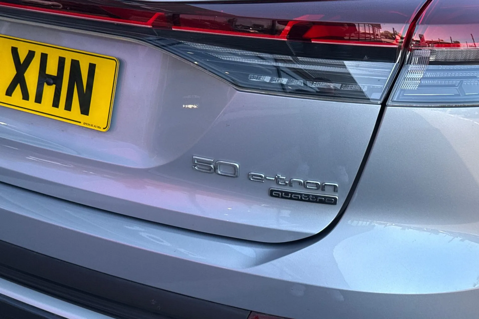 Audi Q4 thumbnail image number 33