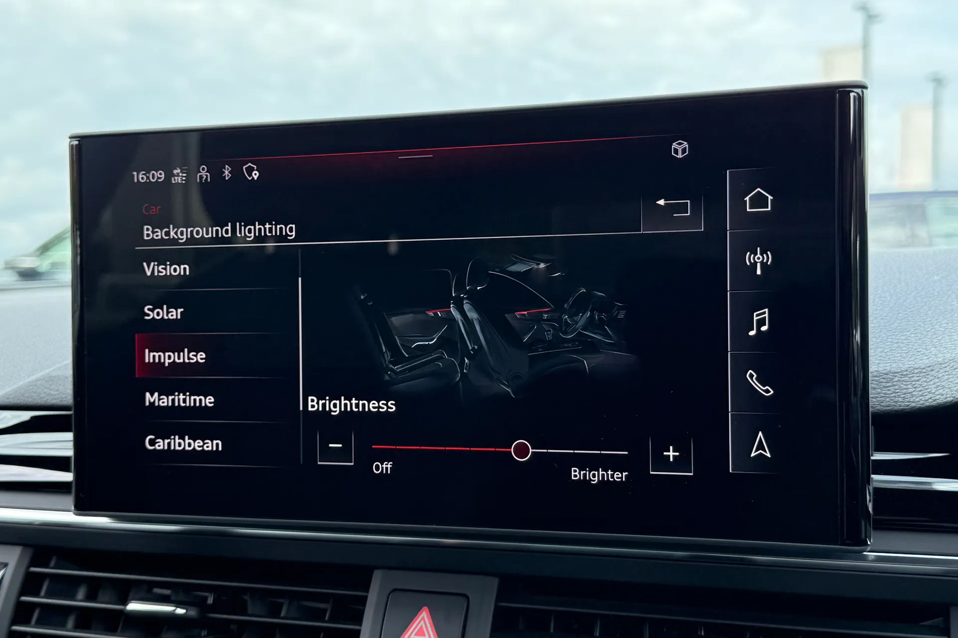 Audi A4 thumbnail image number 14