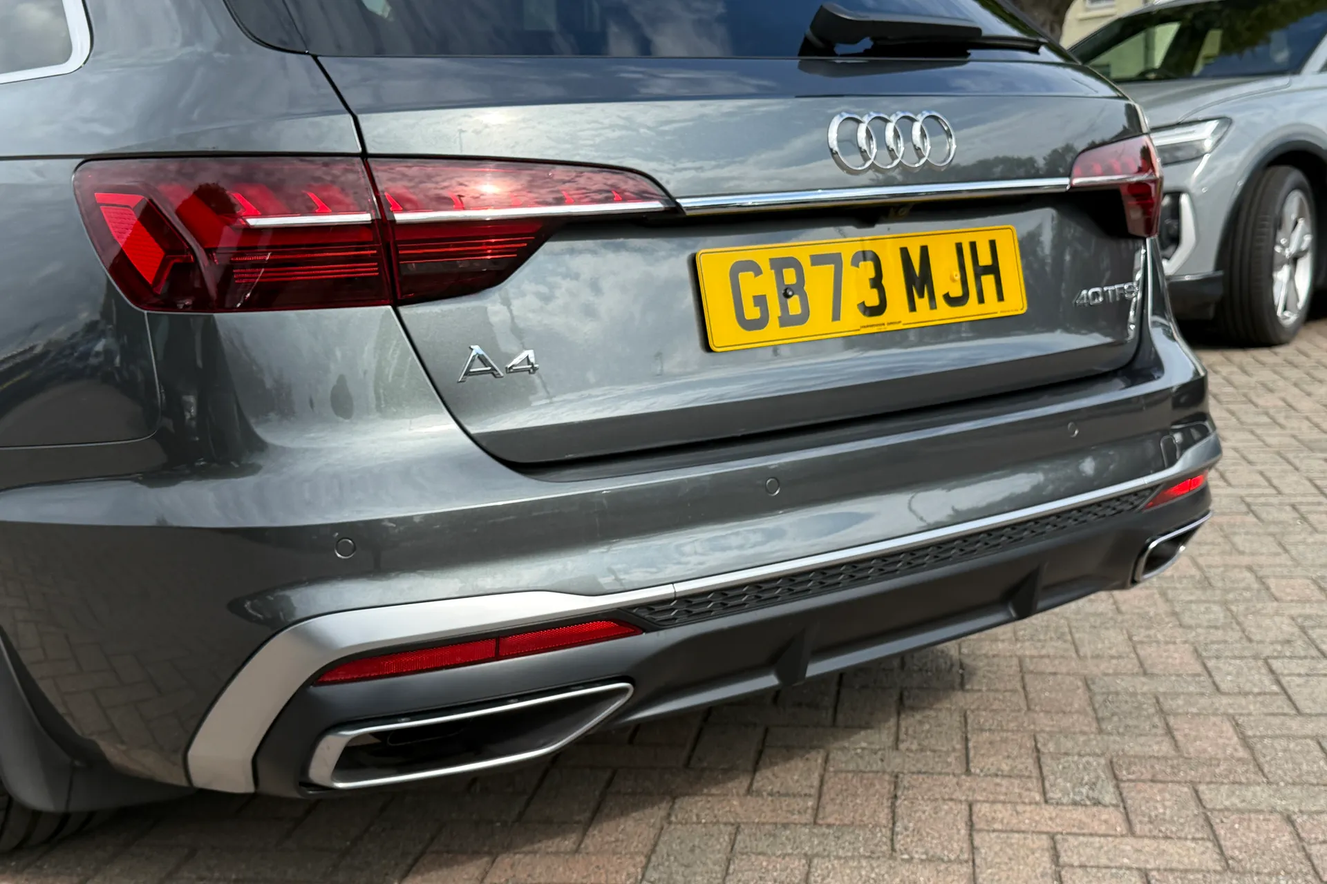 Audi A4 thumbnail image number 55