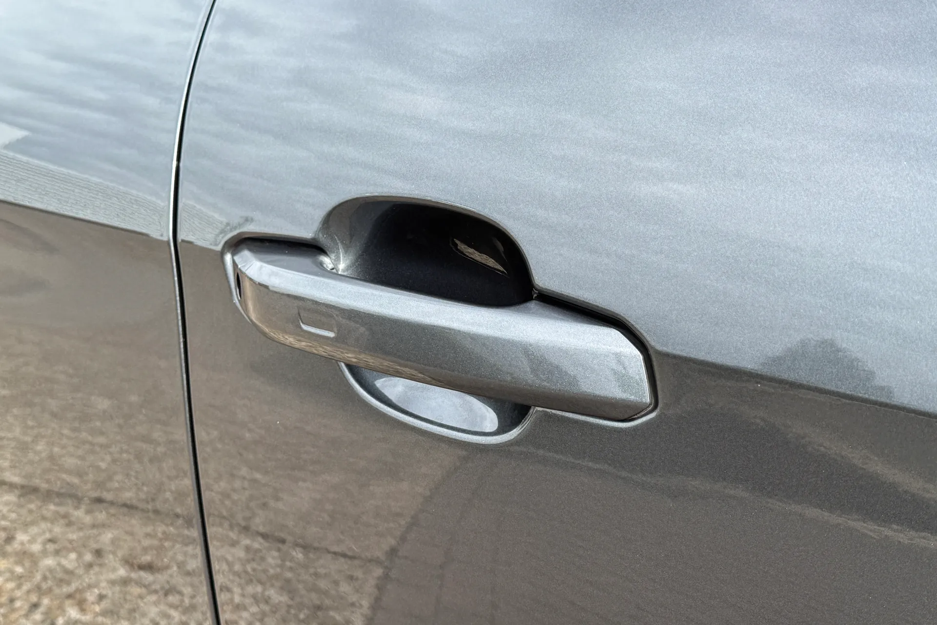 Audi A4 thumbnail image number 56