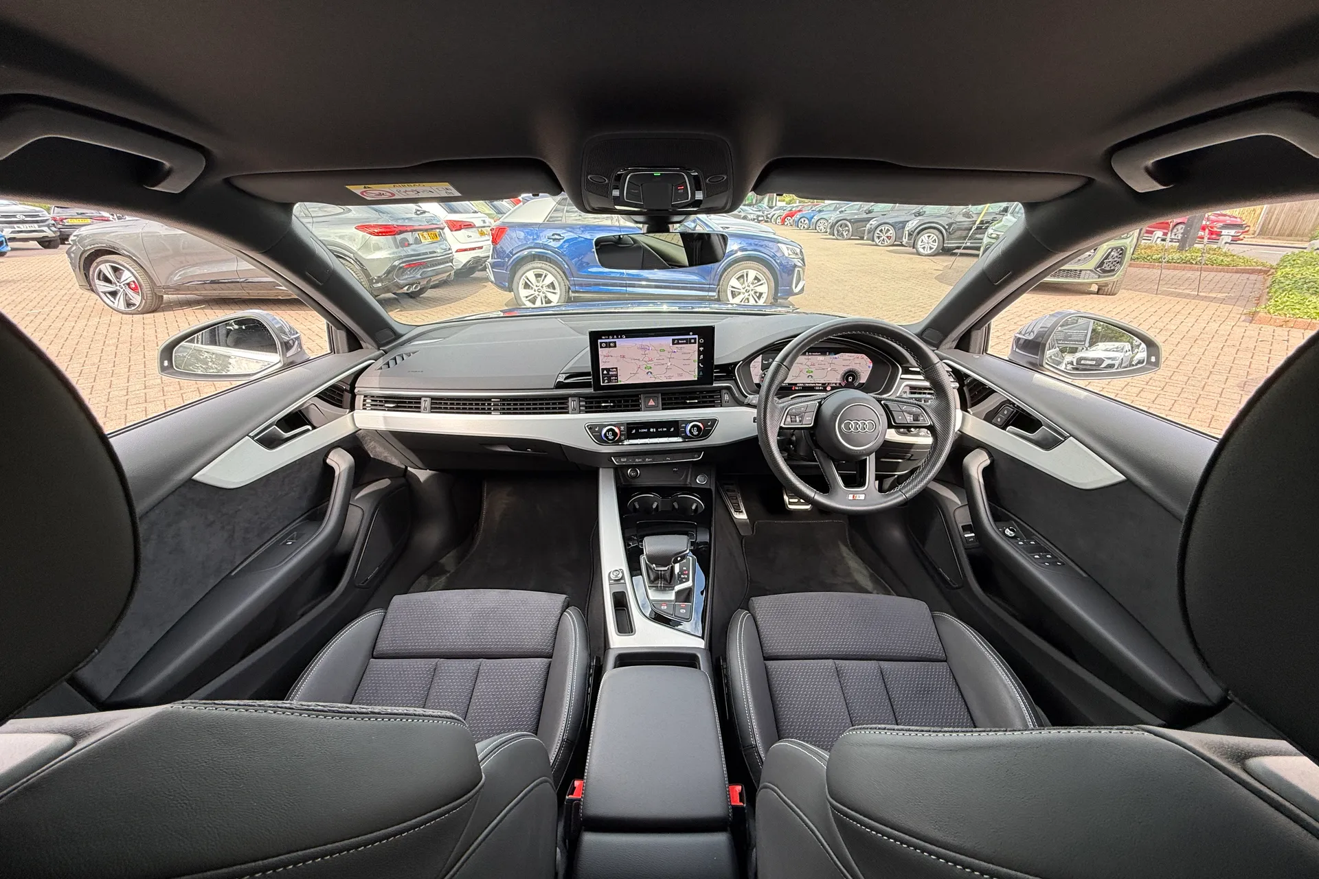 Audi A4 thumbnail image number 3
