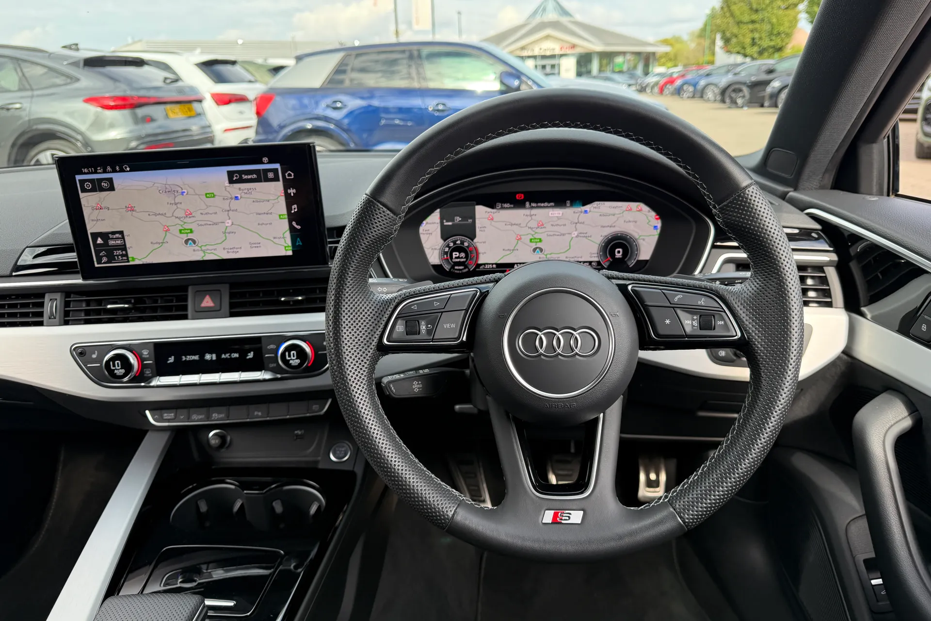 Audi A4 thumbnail image number 6