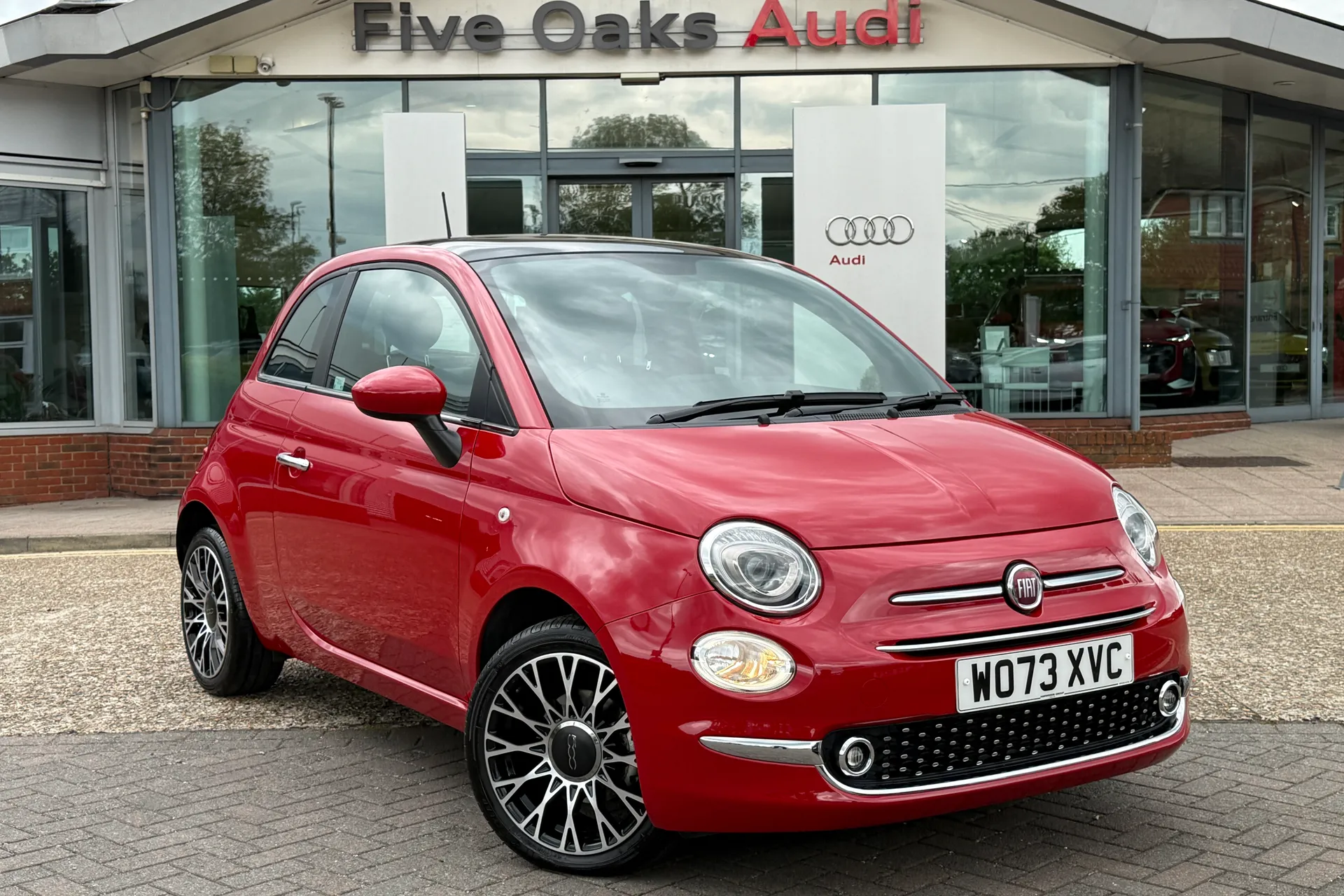 FIAT 500 thumbnail image number 2
