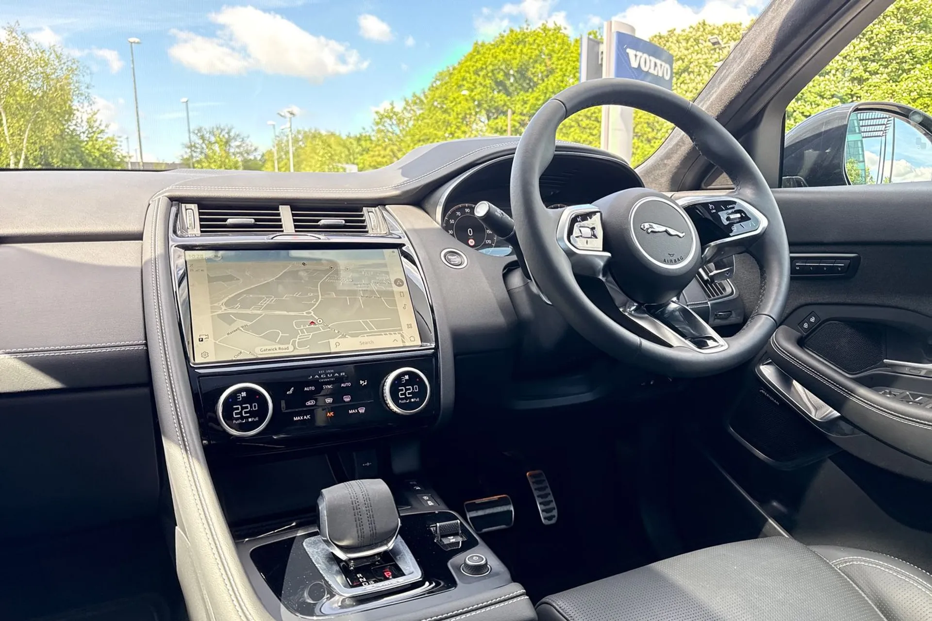Jaguar E-PACE thumbnail image number 35