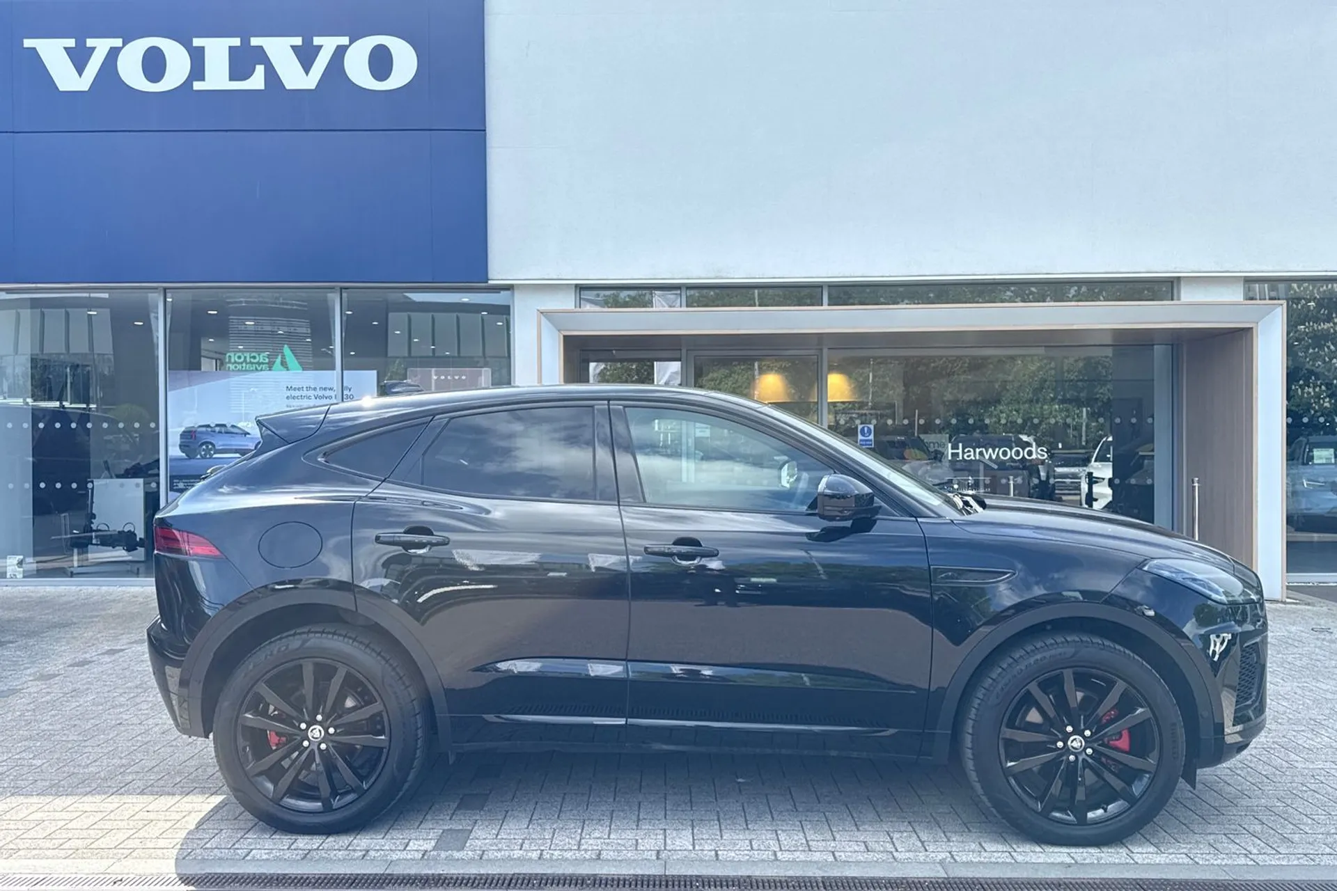 Jaguar E-PACE thumbnail image number 2