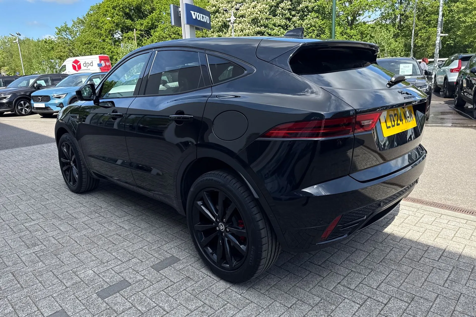 Jaguar E-PACE thumbnail image number 10