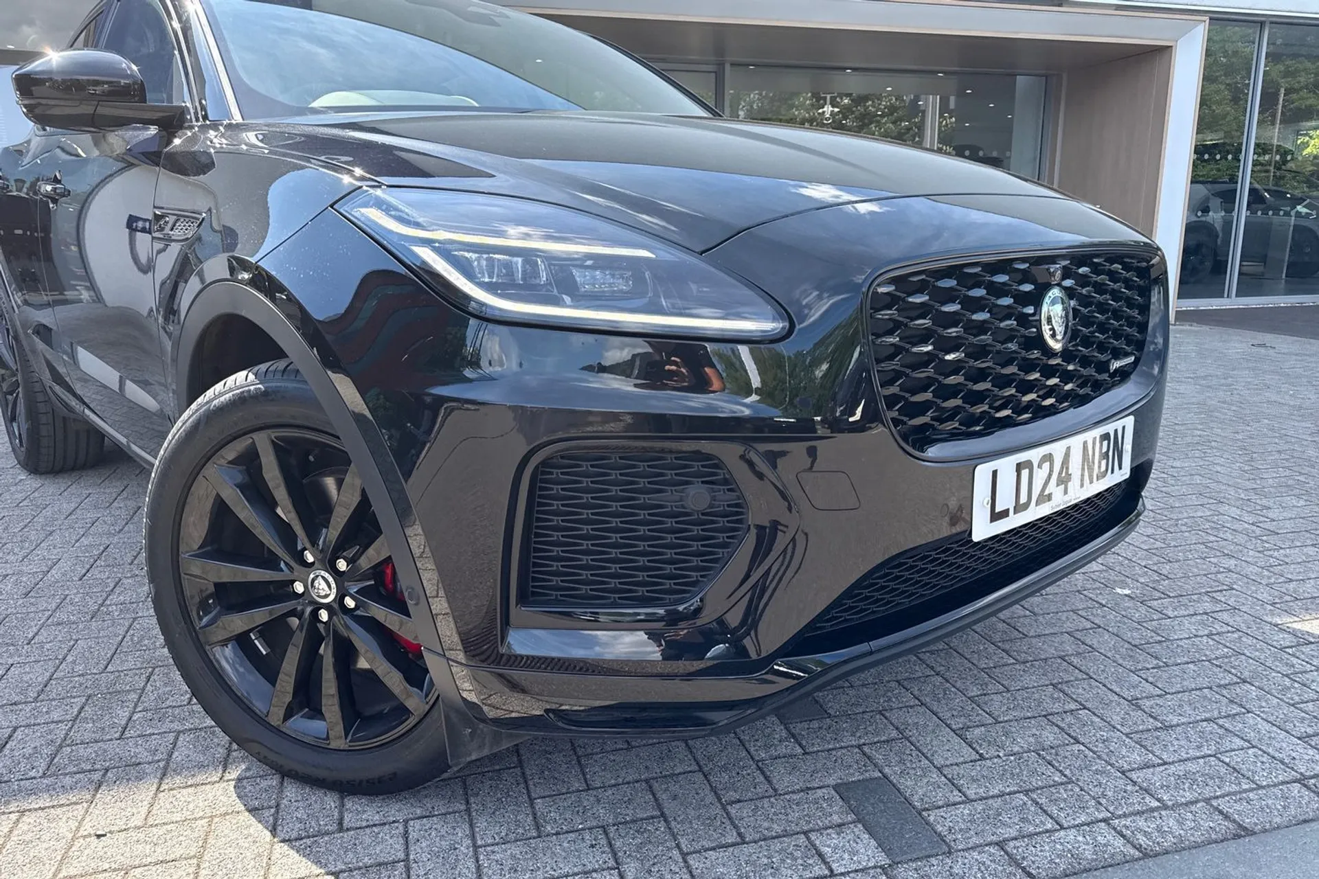 Jaguar E-PACE thumbnail image number 7