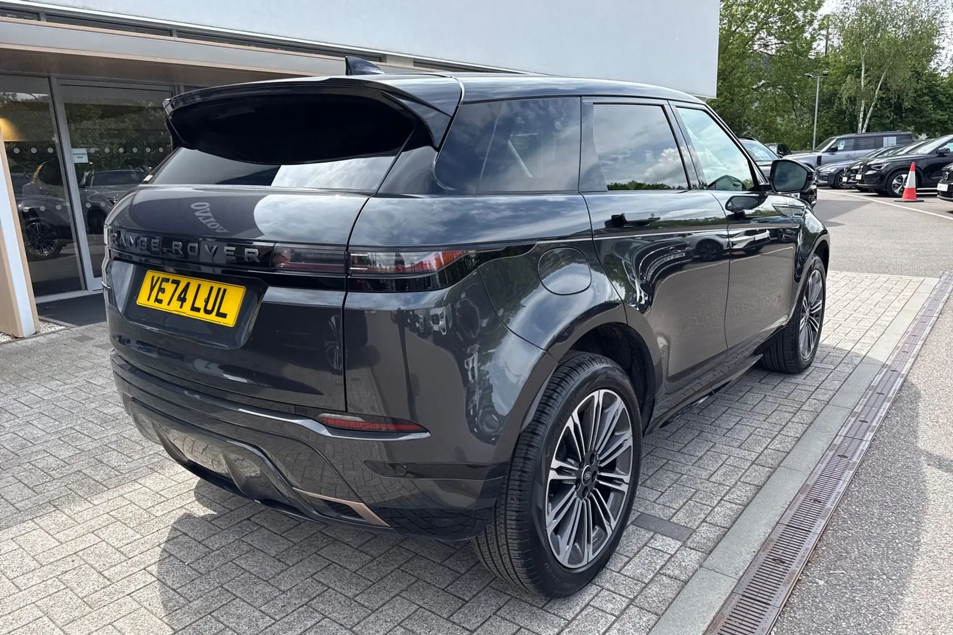 LAND ROVER RANGE ROVER EVOQUE thumbnail image number 8