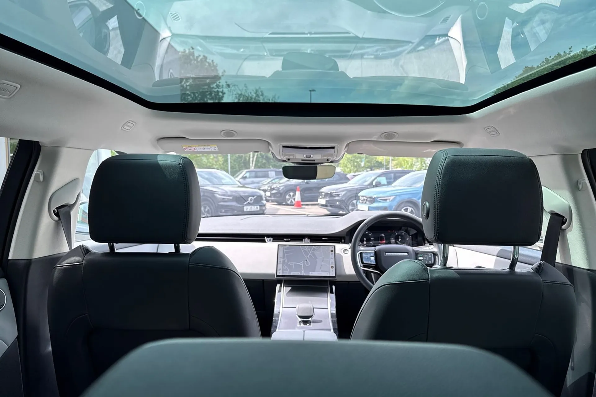 LAND ROVER RANGE ROVER EVOQUE thumbnail image number 22