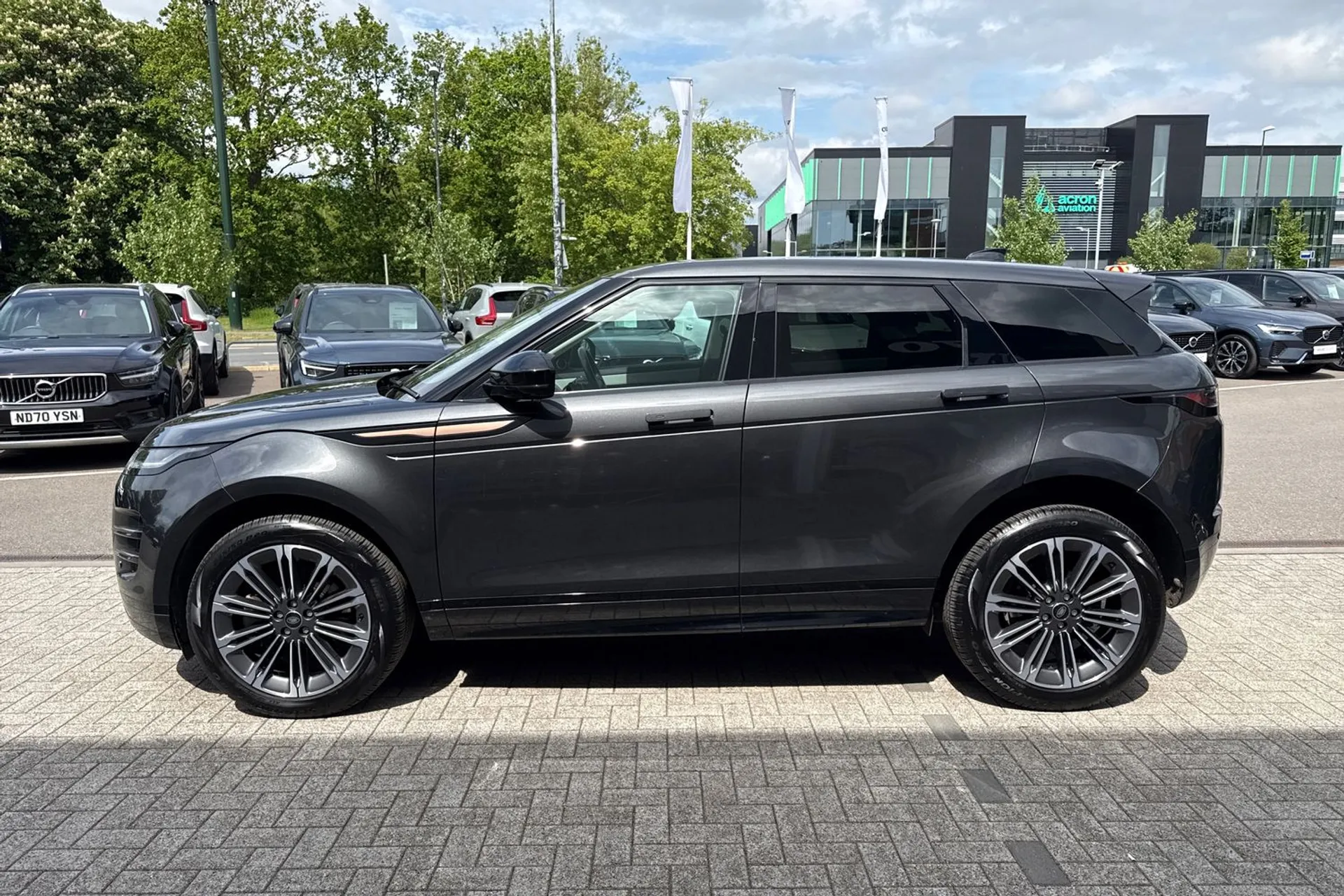 LAND ROVER RANGE ROVER EVOQUE thumbnail image number 11