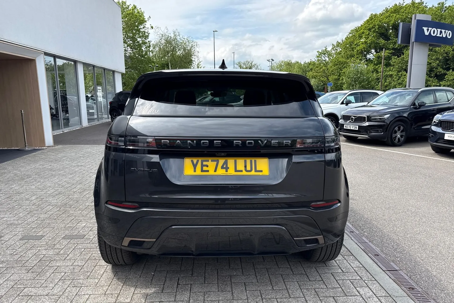 LAND ROVER RANGE ROVER EVOQUE thumbnail image number 9
