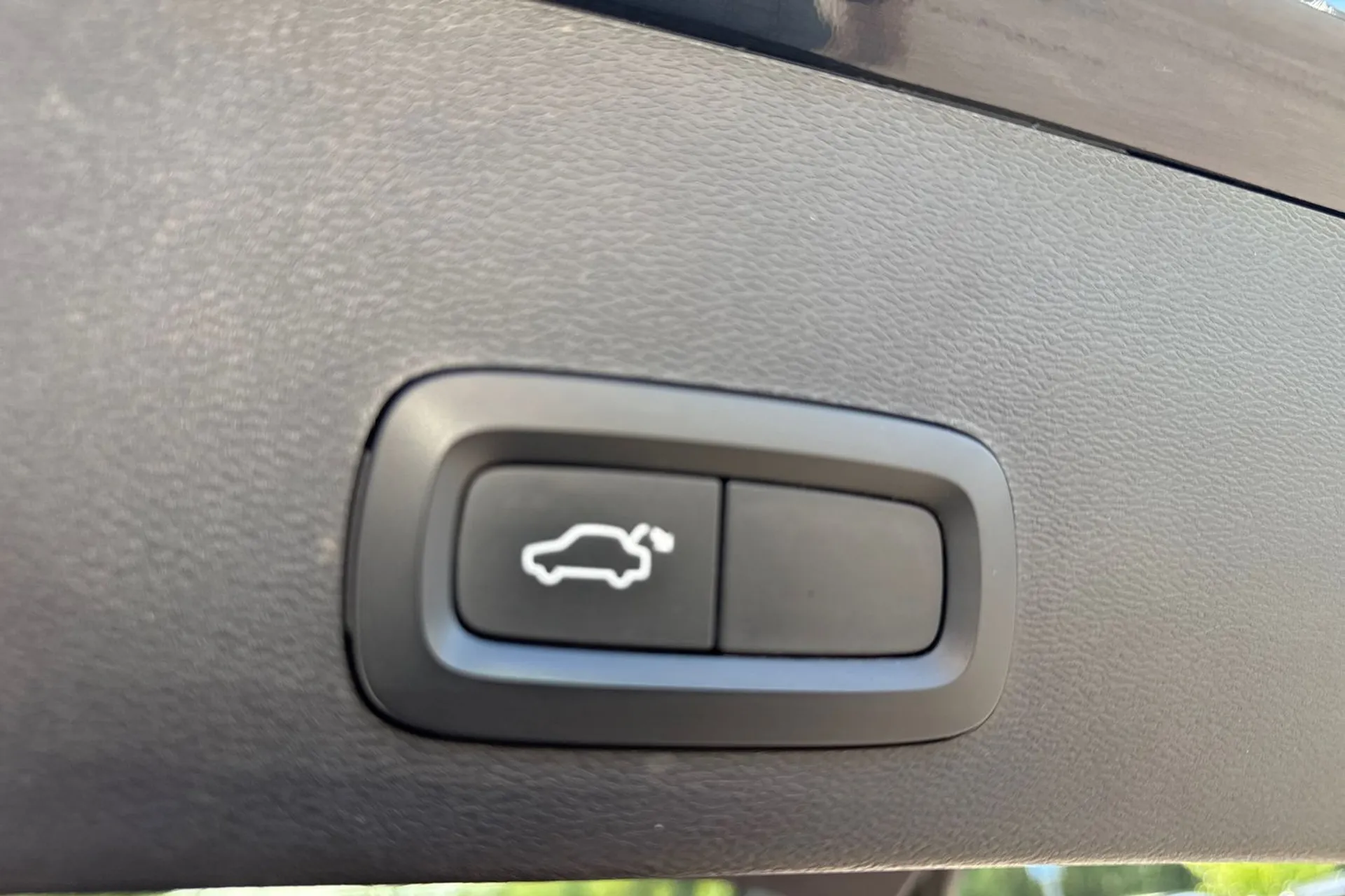 Volvo XC40 thumbnail image number 21