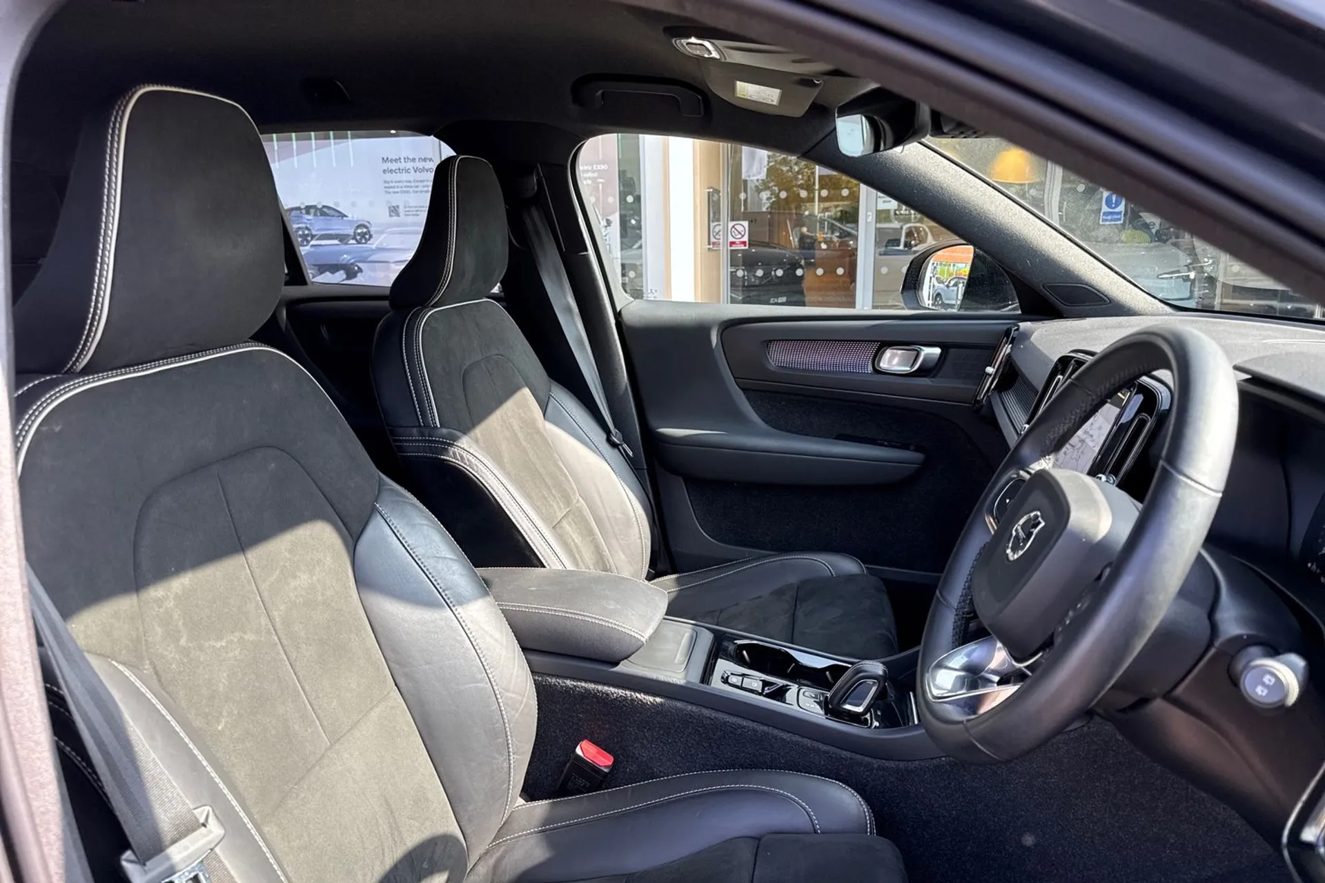 Volvo XC40 thumbnail image number 26