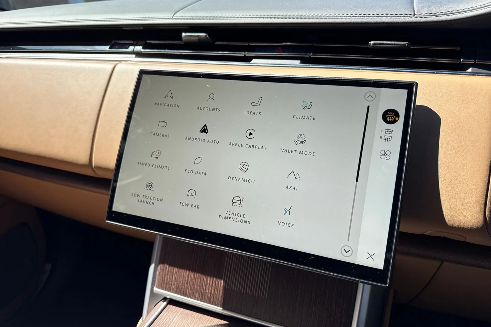 LAND ROVER RANGE ROVER thumbnail image number 44