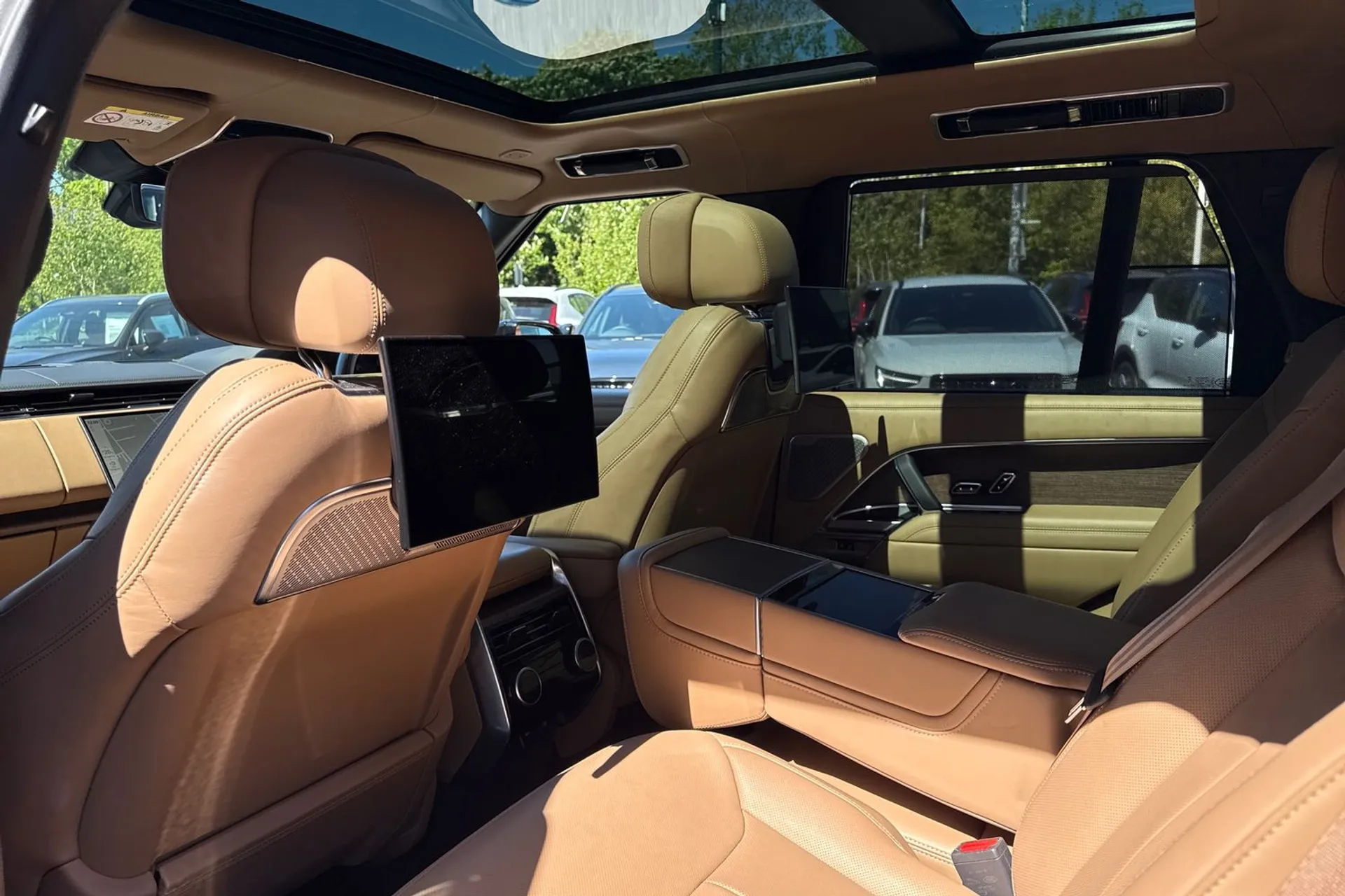 LAND ROVER RANGE ROVER thumbnail image number 32