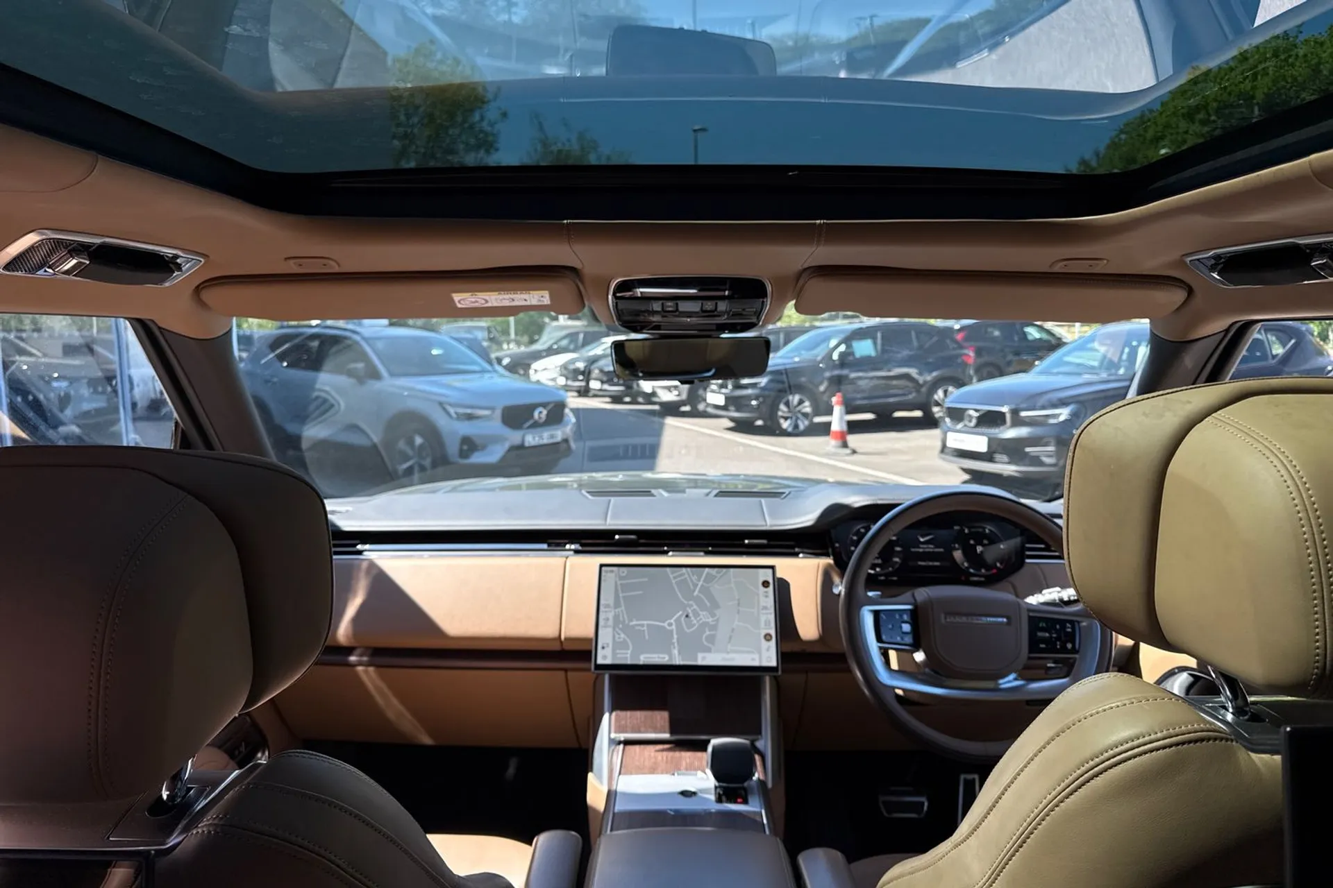 LAND ROVER RANGE ROVER thumbnail image number 3