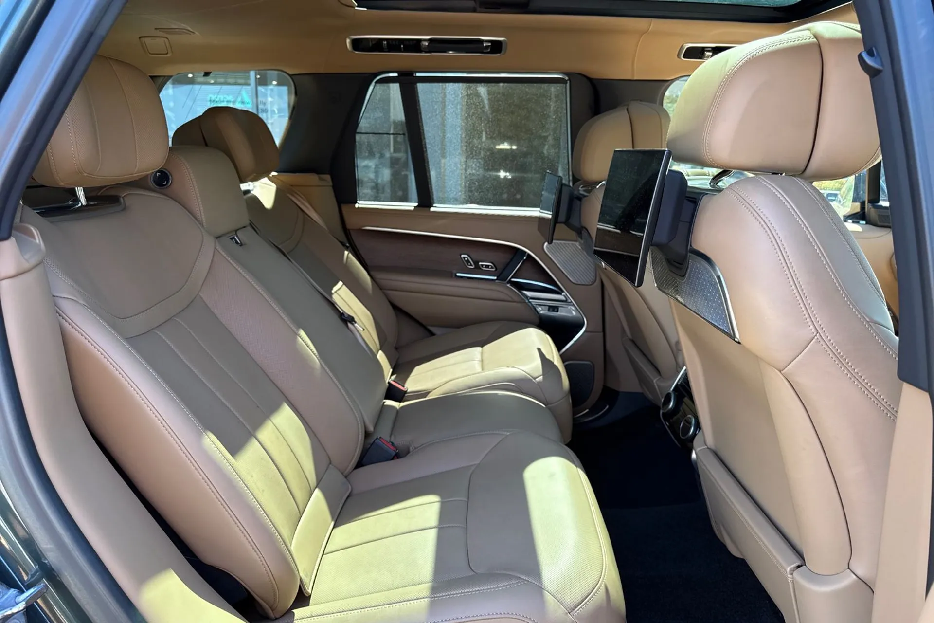 LAND ROVER RANGE ROVER thumbnail image number 24