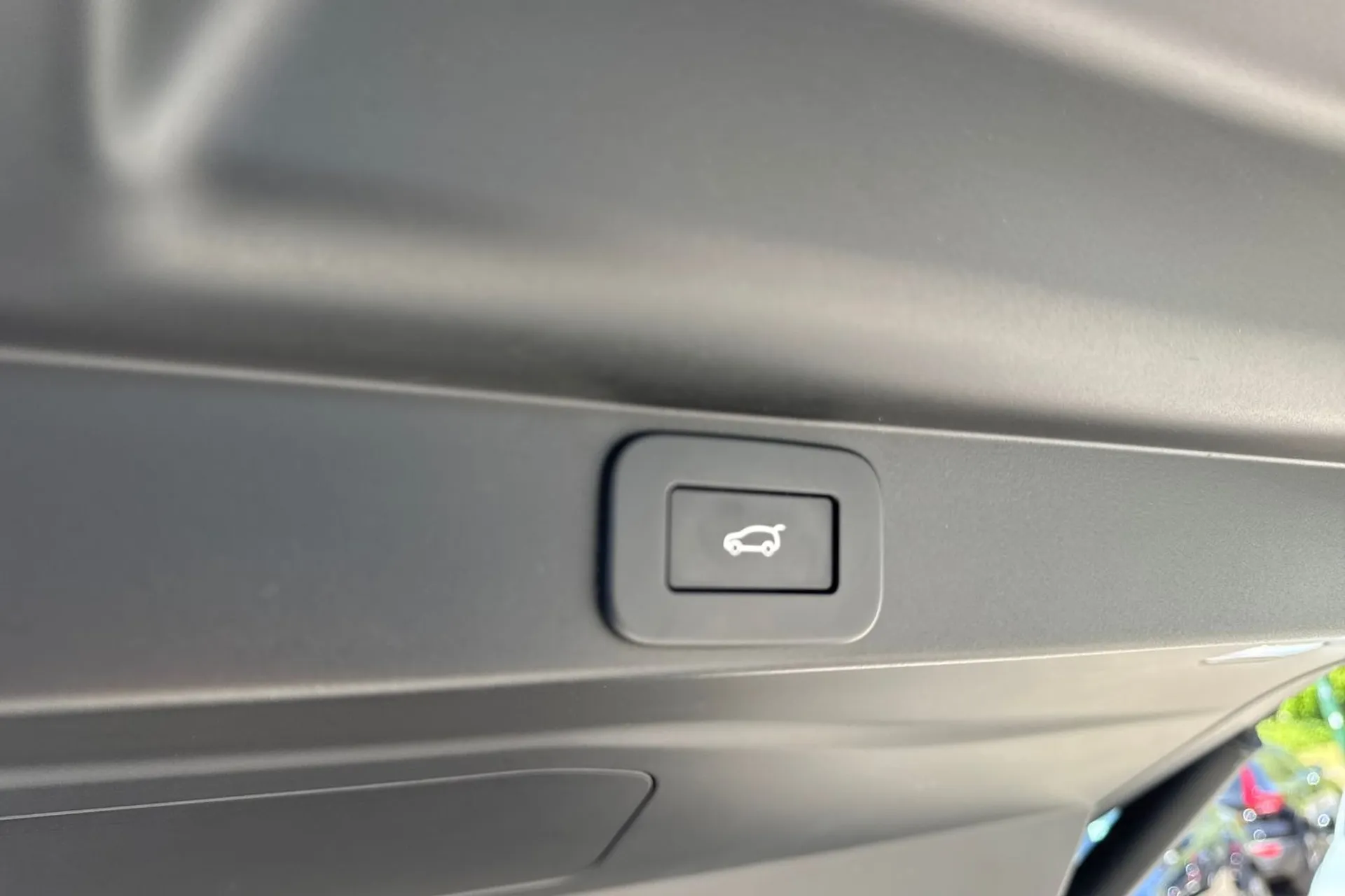 LAND ROVER RANGE ROVER thumbnail image number 21