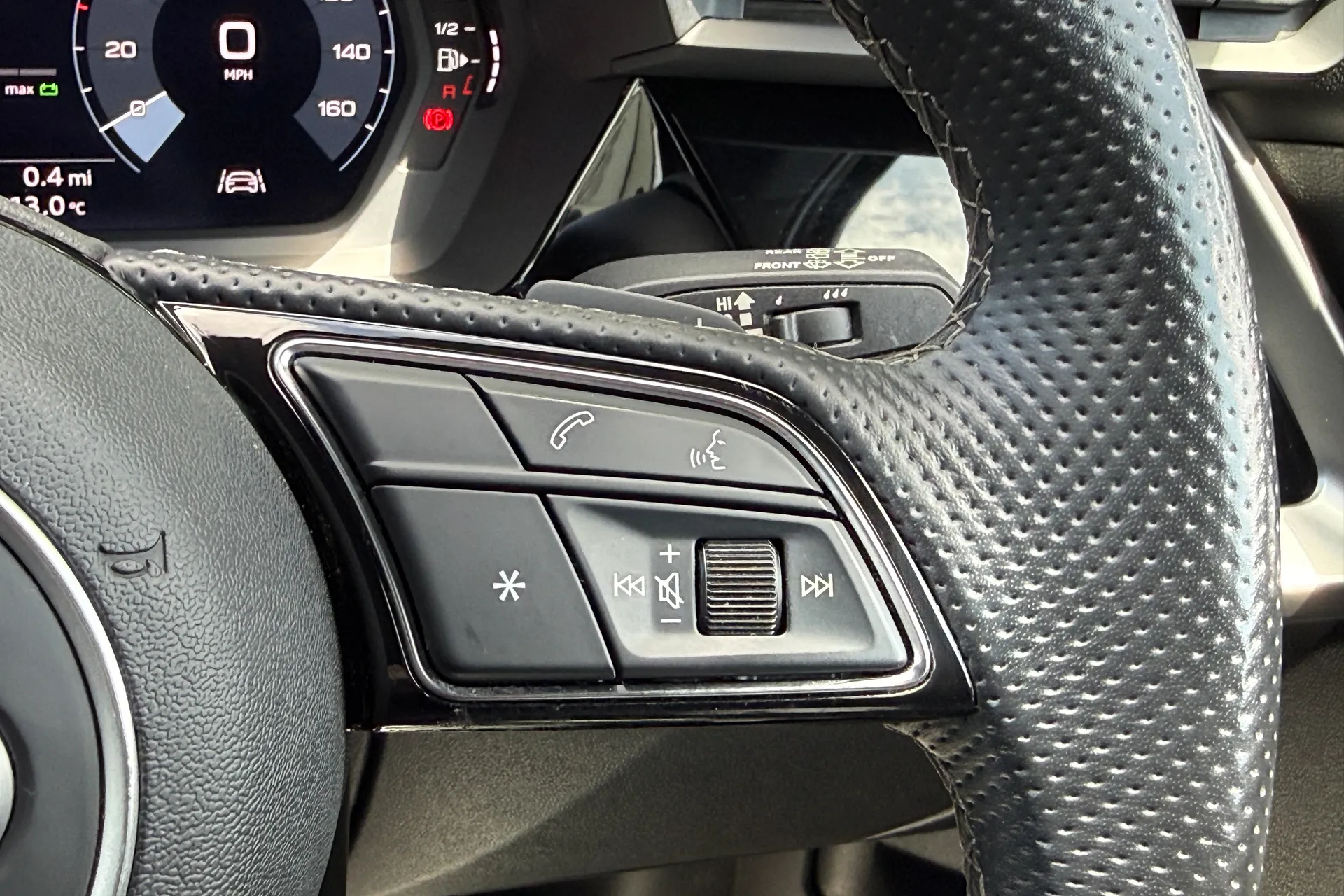 Audi A3 thumbnail image number 41