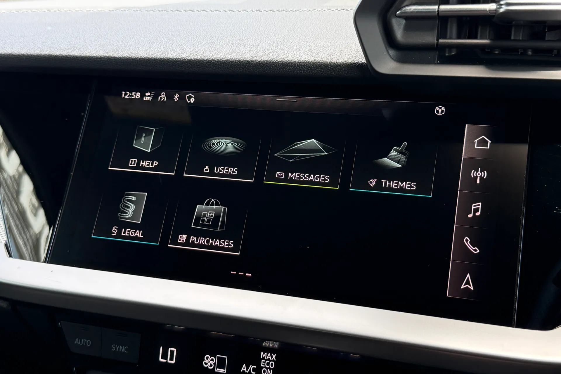 Audi A3 thumbnail image number 29