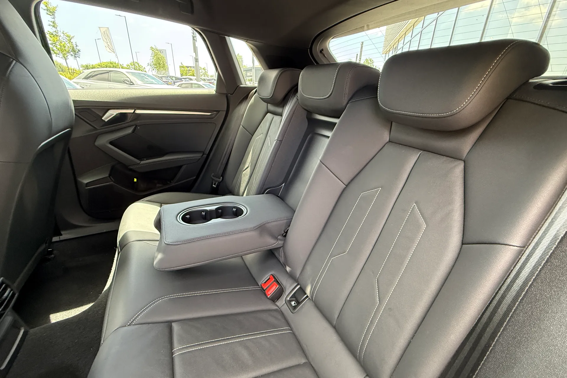 Audi A3 thumbnail image number 35