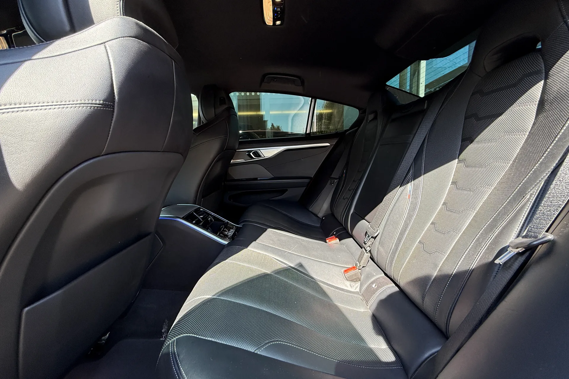 BMW 8 Series Gran Coupe thumbnail image number 54