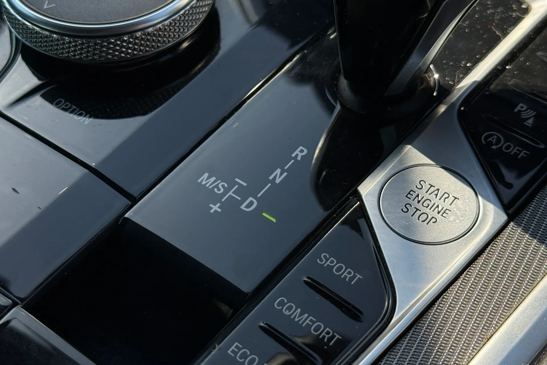 BMW 8 Series Gran Coupe thumbnail image number 27