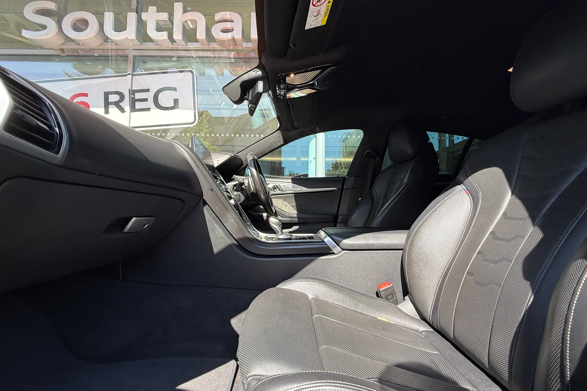 BMW 8 Series Gran Coupe thumbnail image number 56