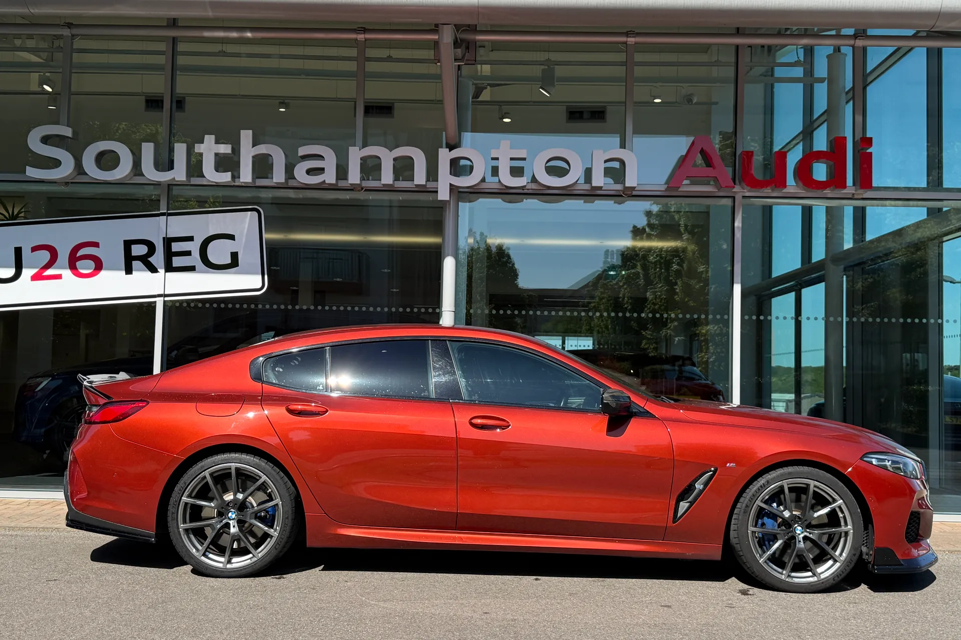 BMW 8 Series Gran Coupe thumbnail image number 2