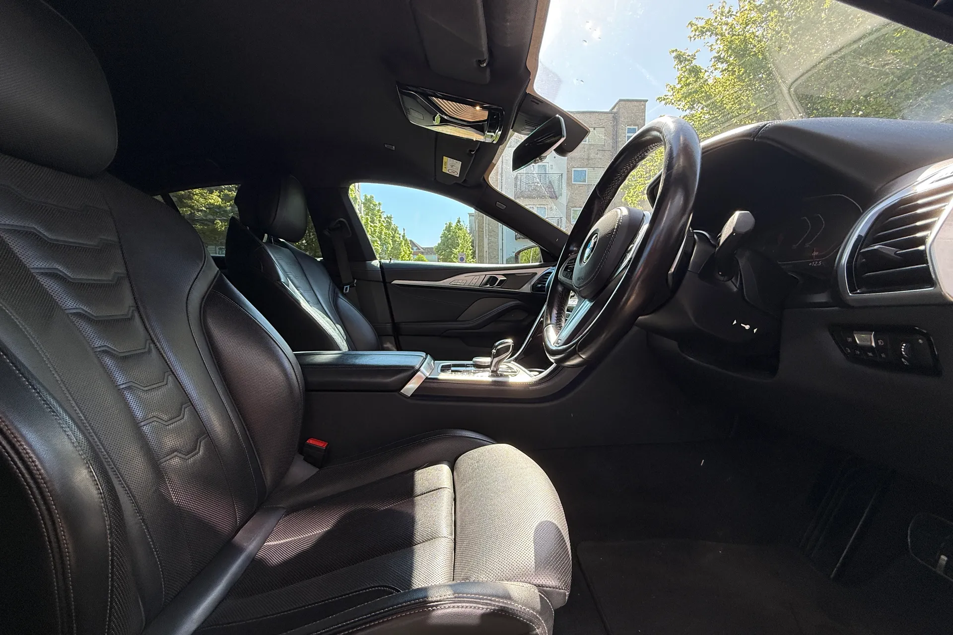 BMW 8 Series Gran Coupe thumbnail image number 35